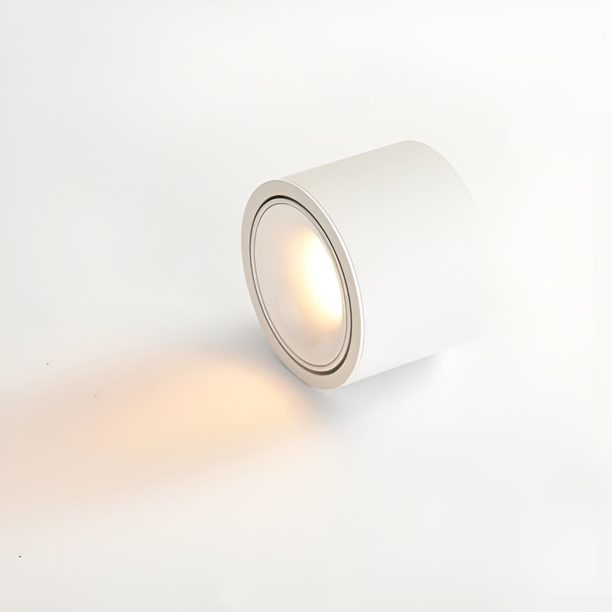 LumoCircle – Modern Minimalist Adjustable LED Round Spotlight