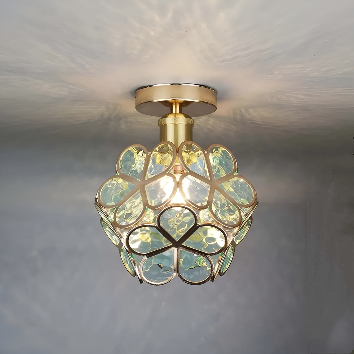 Floravia – Glass Pendant Ceiling Lamp Floral Design Light Fixture for Indoors