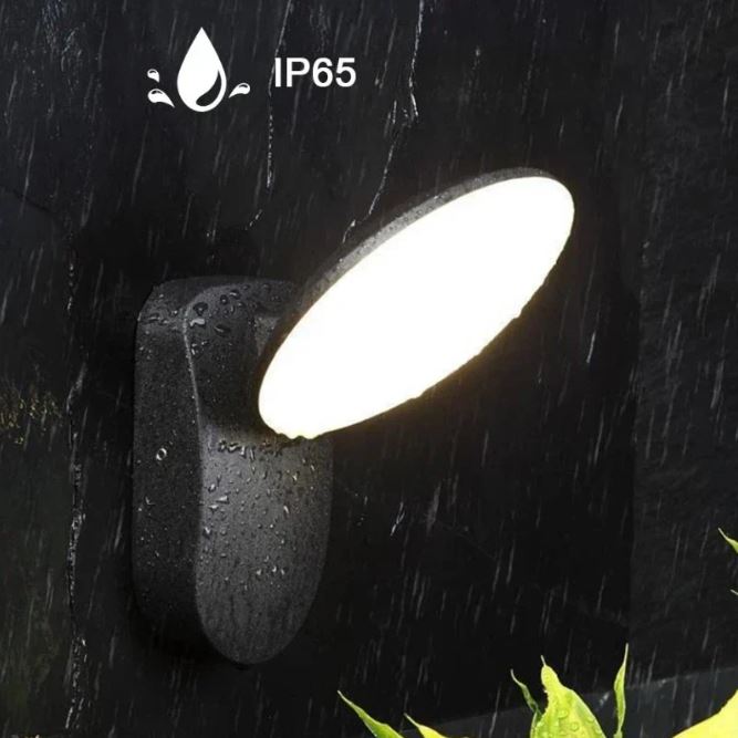 MotionGuard – LED outdoor wall lamp with PIR motion sensor (weatherproof)