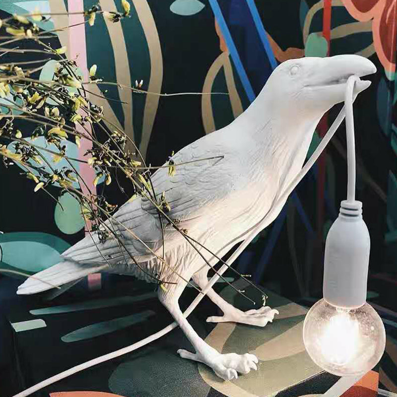 FeatherLume – Bird-Inspired Art Deco Table Lamp