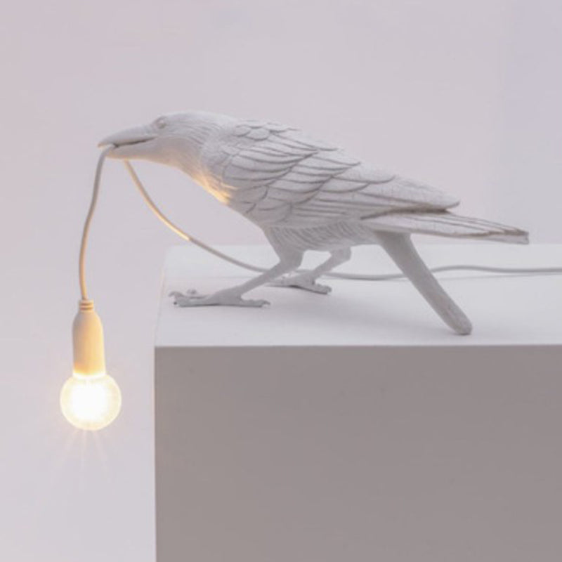 FeatherLume – Bird-Inspired Art Deco Table Lamp