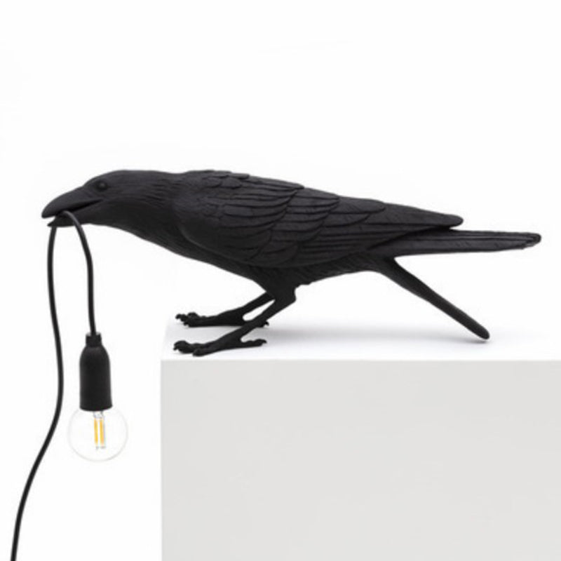 FeatherLume – Bird-Inspired Art Deco Table Lamp