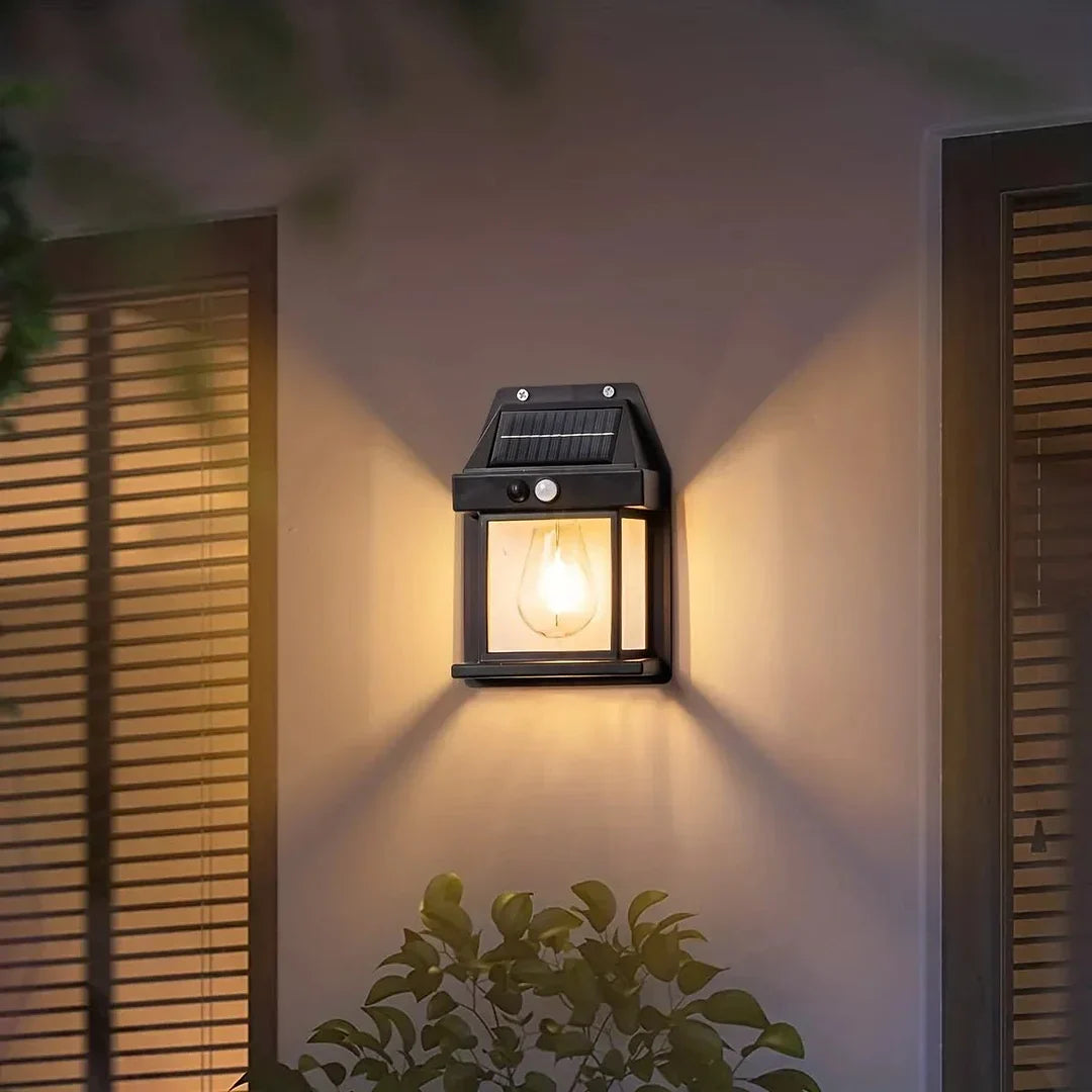 SolaraLuxe – Modern solar lighting for a refined outdoor glow