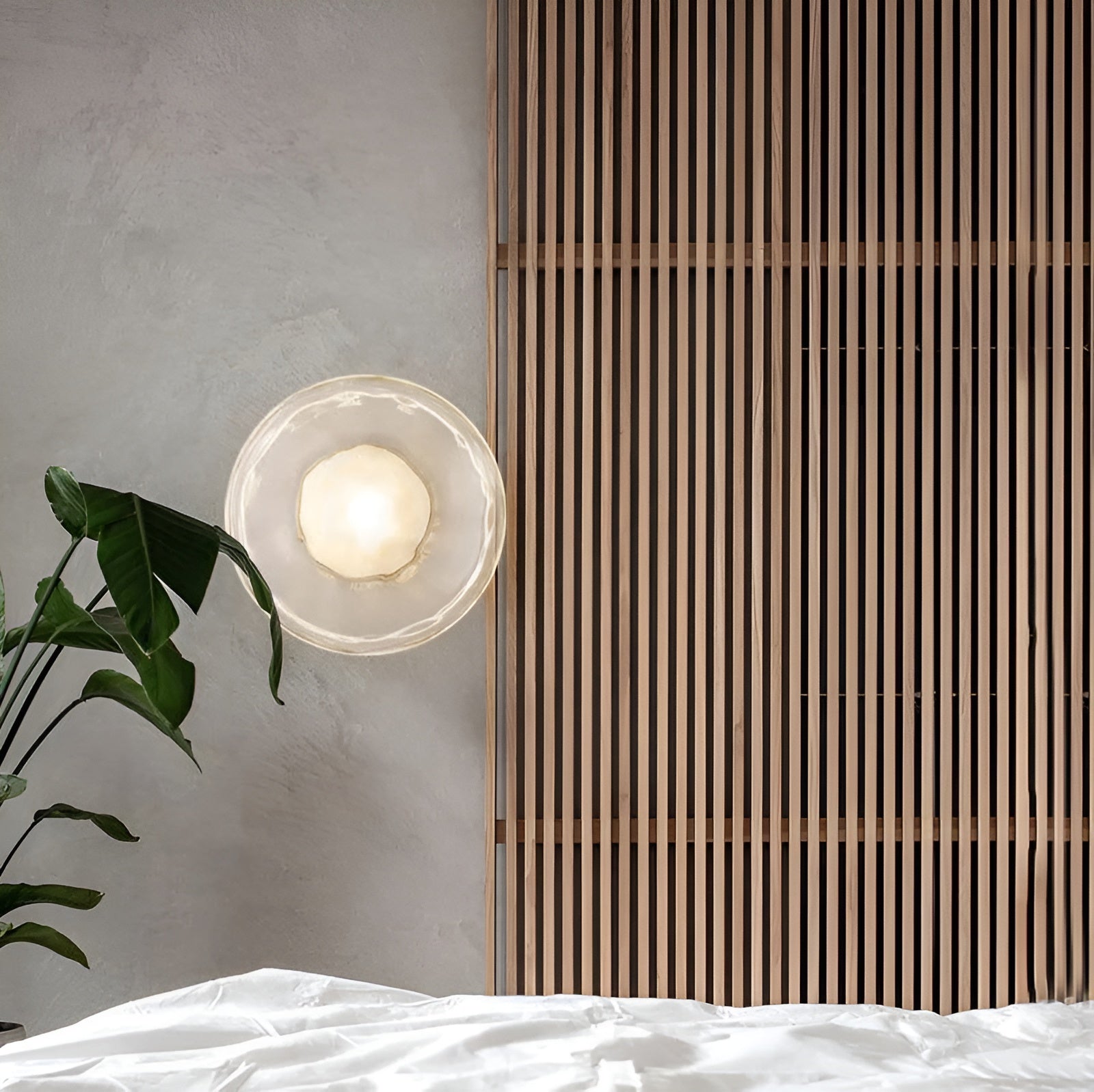 CetoWave – Glass Wall Lamp Nordic Sculptural LED Light for Bedroom Living Room Hallway in Black or Gold with Clear Smoky or Opal Glass