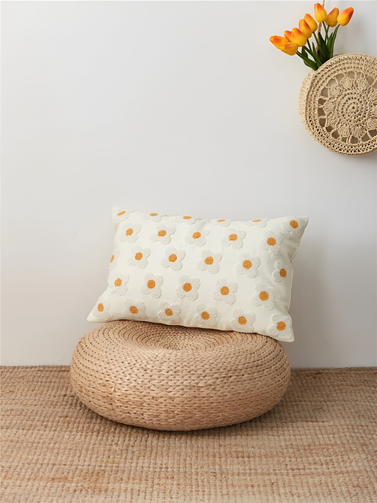 Blossiva – Daisy Embroidered Pillow Cover in Cotton for Cozy Home Styling