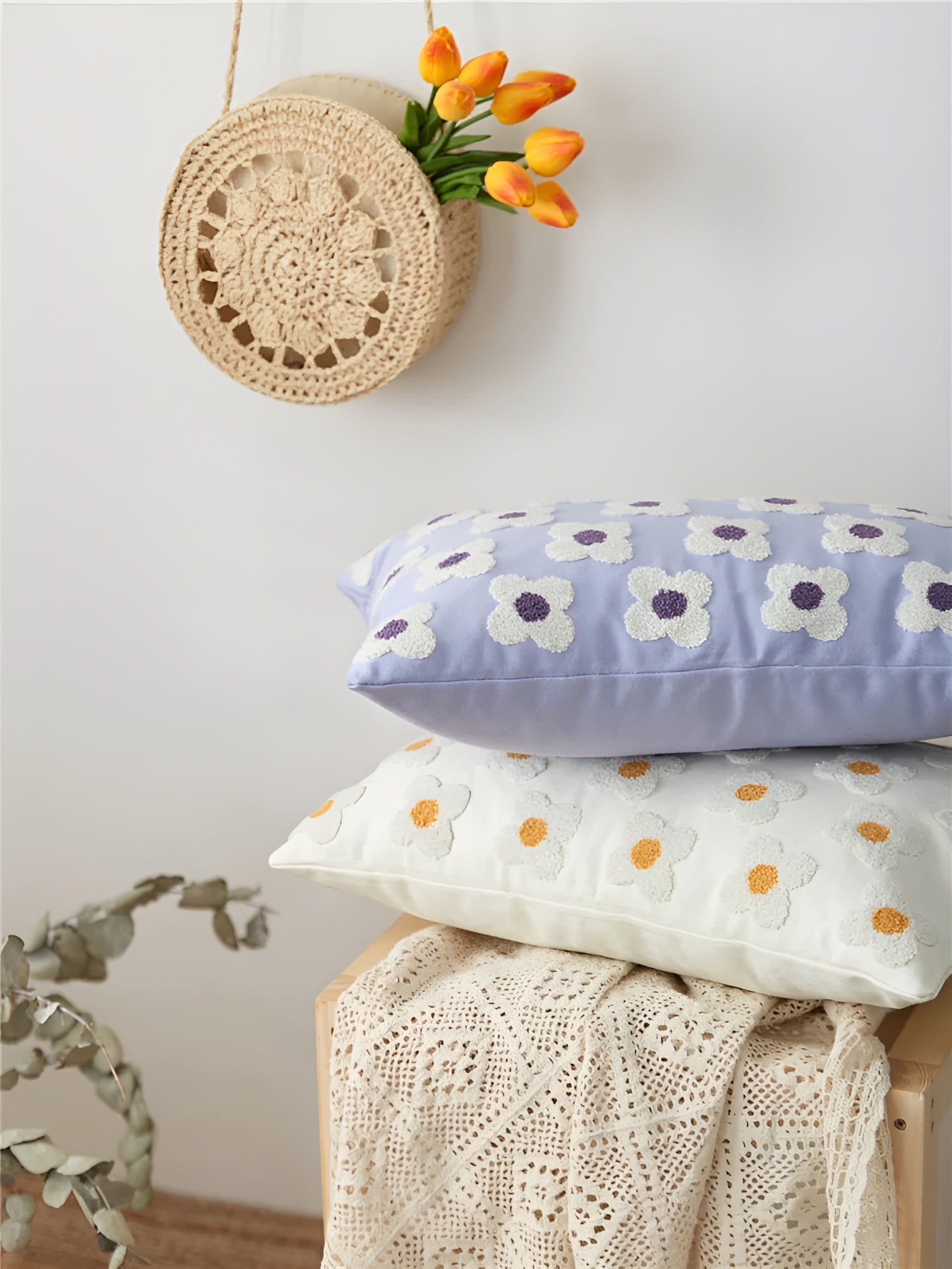 Blossiva – Daisy Embroidered Pillow Cover in Cotton for Cozy Home Styling