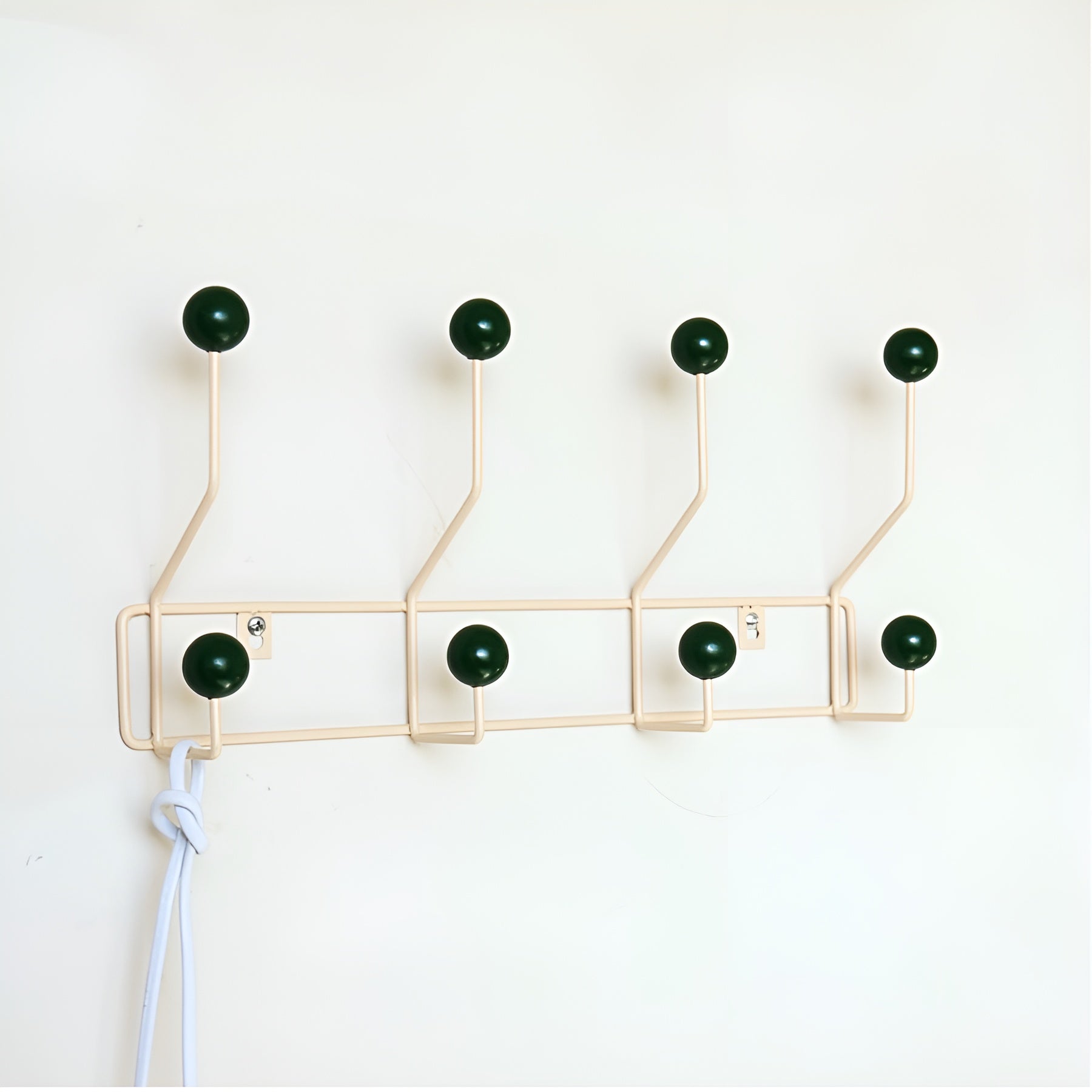 Modiva – Mid Century Wall Hook Rack with Enamel Knobs in Multiple Colors