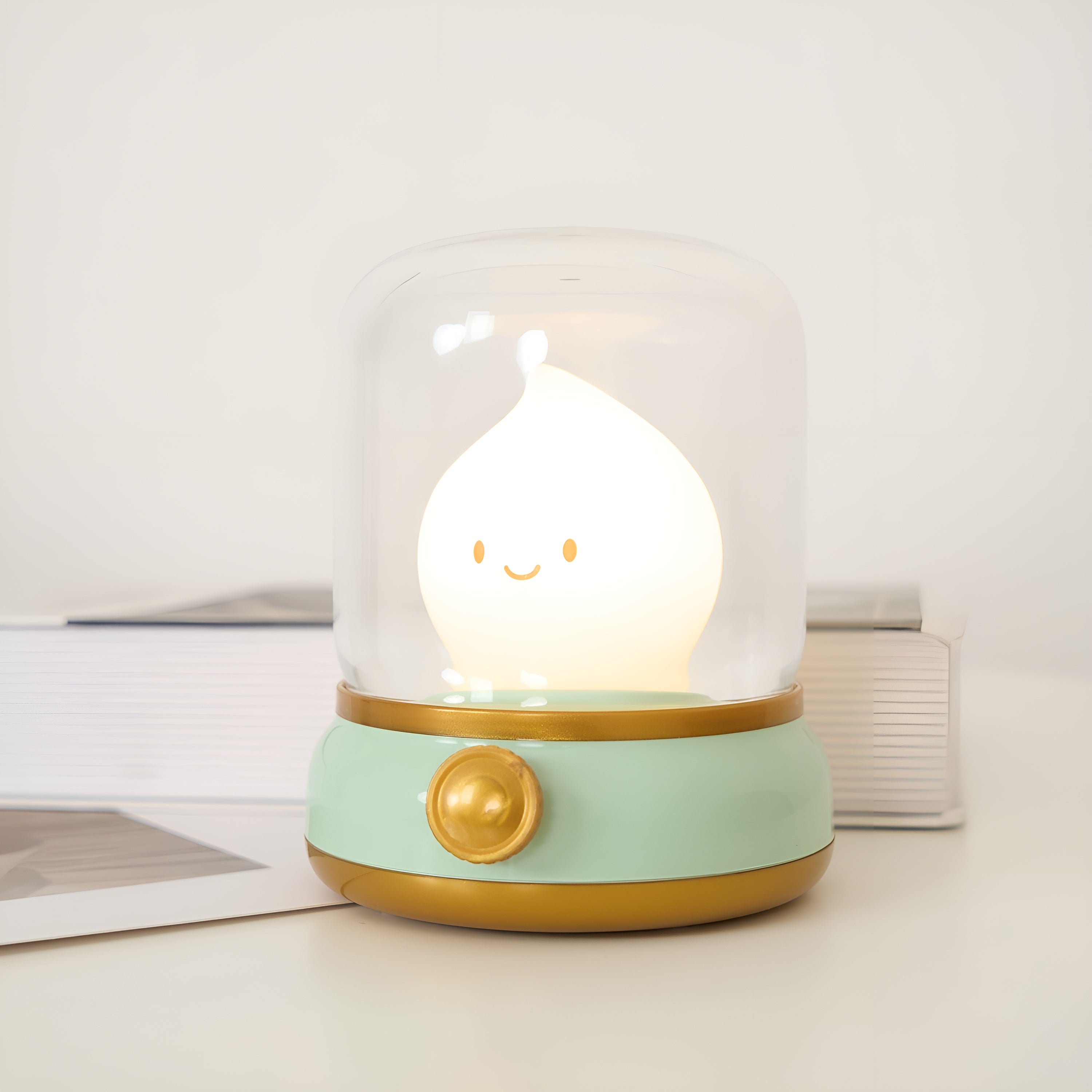 GlowMiri – Flame LED Small Night Light Warm Portable Ambient Lamp