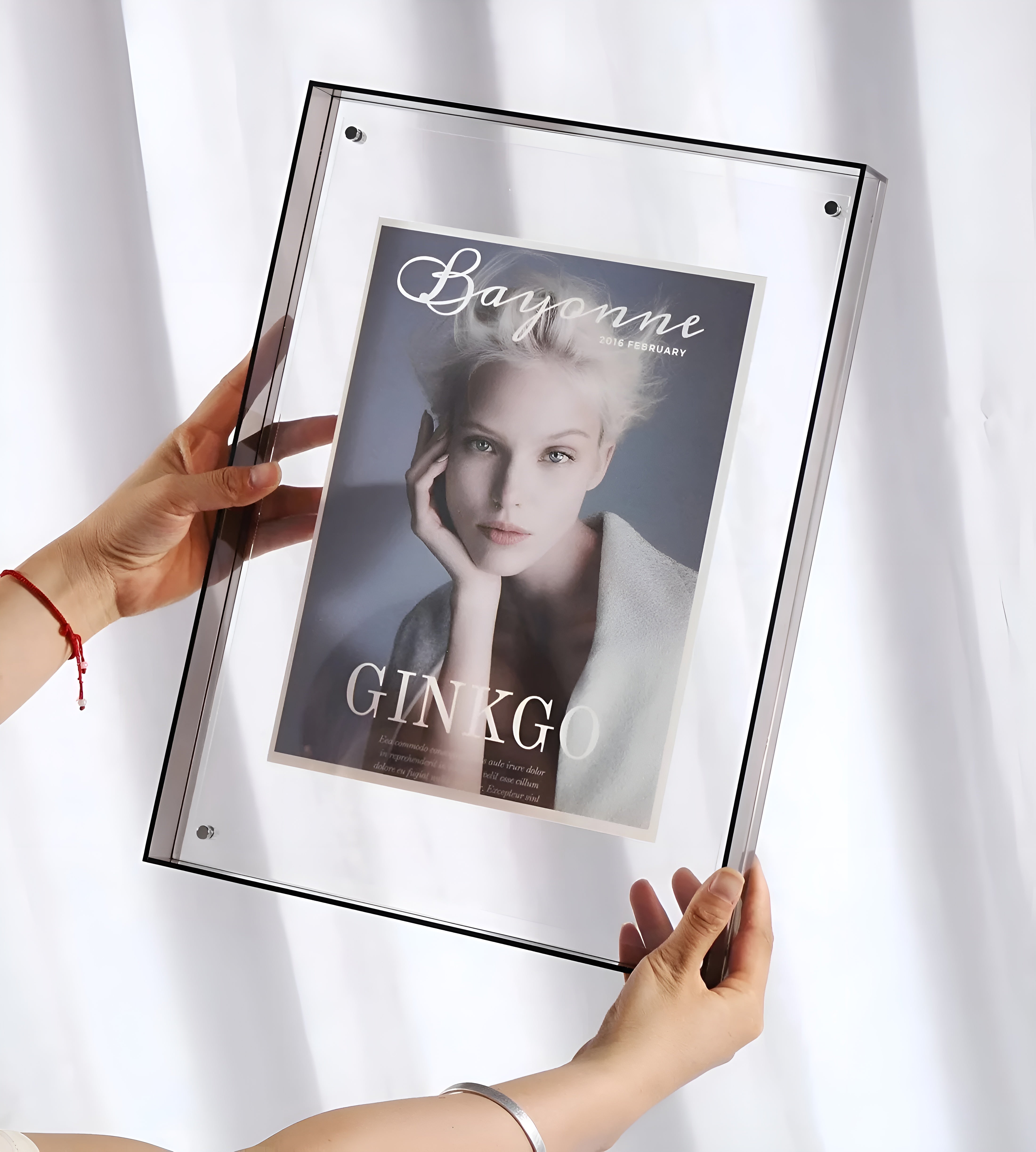 LumiClear – Modern Acrylic Photo Frame for Wall or Desk Display Minimalist Design