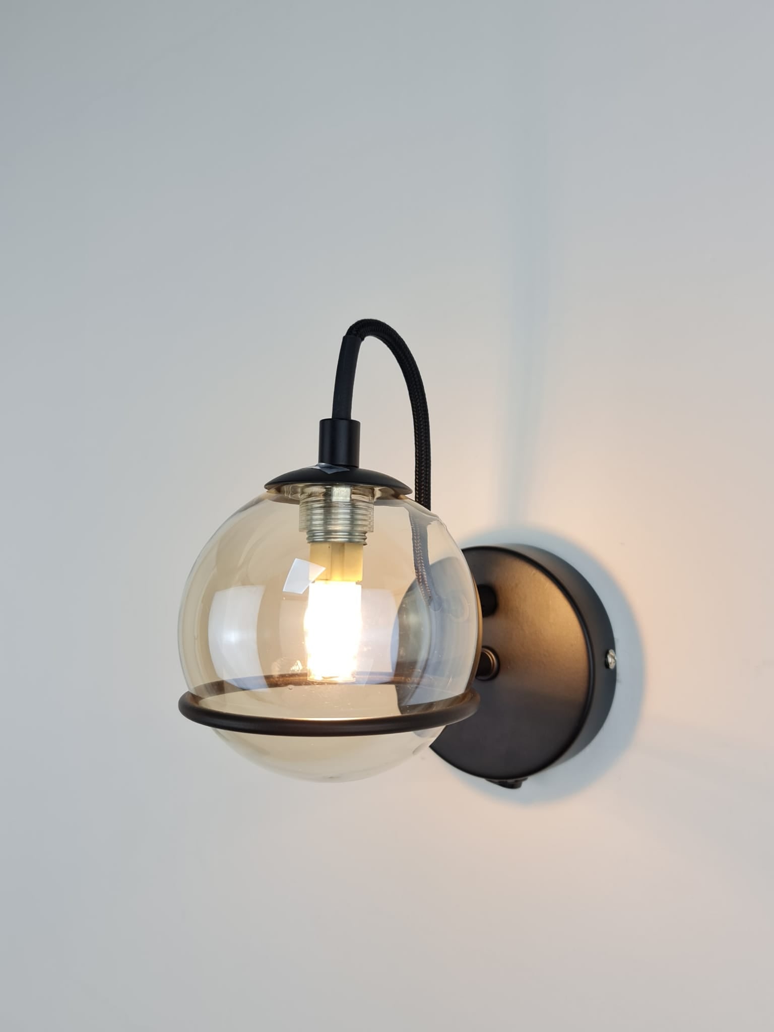 Lumivelle – Melville Modern Matte Black Wall Light with Glass Shade Options