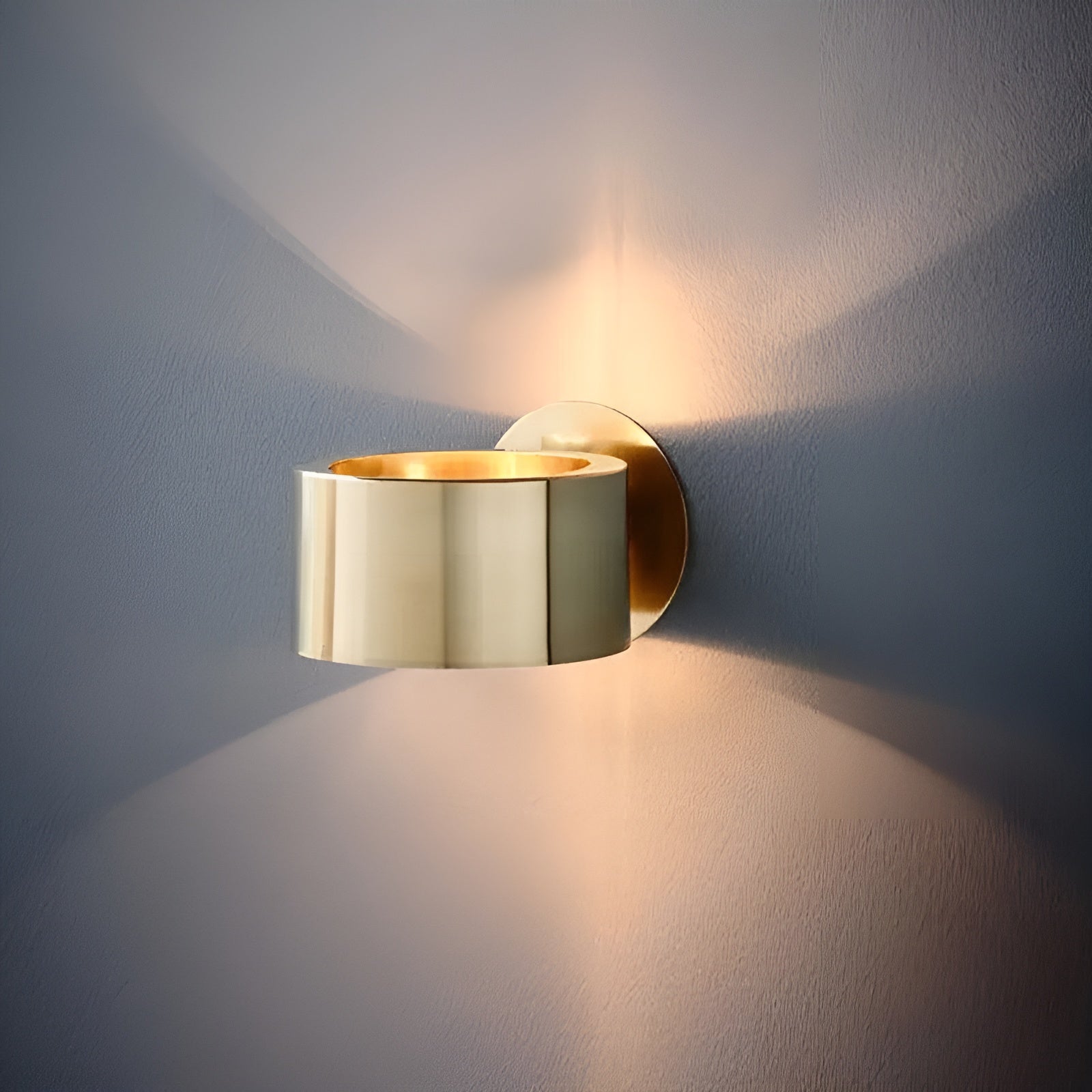 Kerstella – Modern Wall Lamp Minimal Elegant LED Wall Sconce