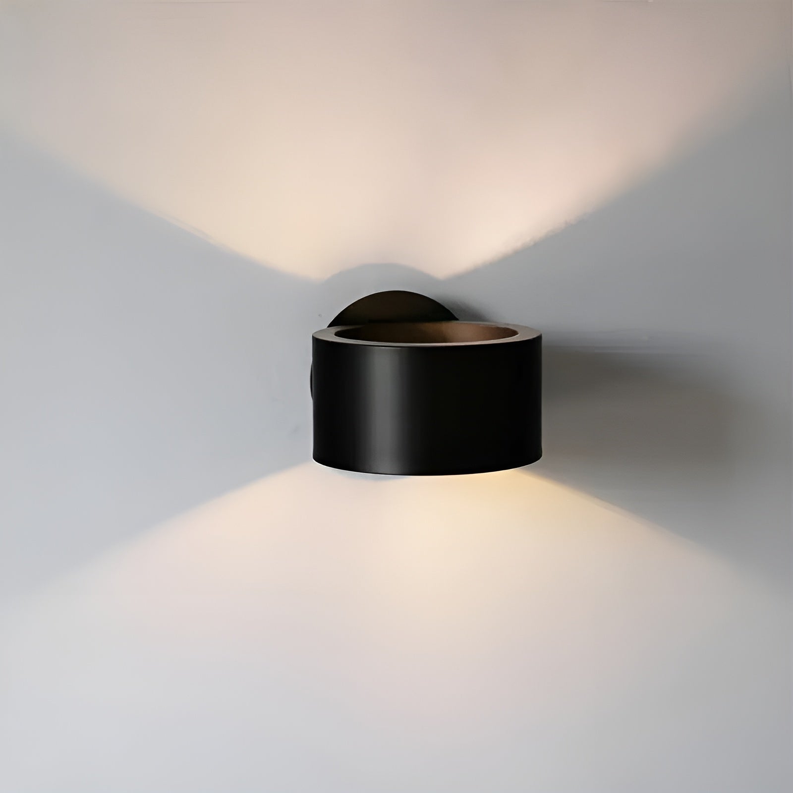 Kerstella – Modern Wall Lamp Minimal Elegant LED Wall Sconce
