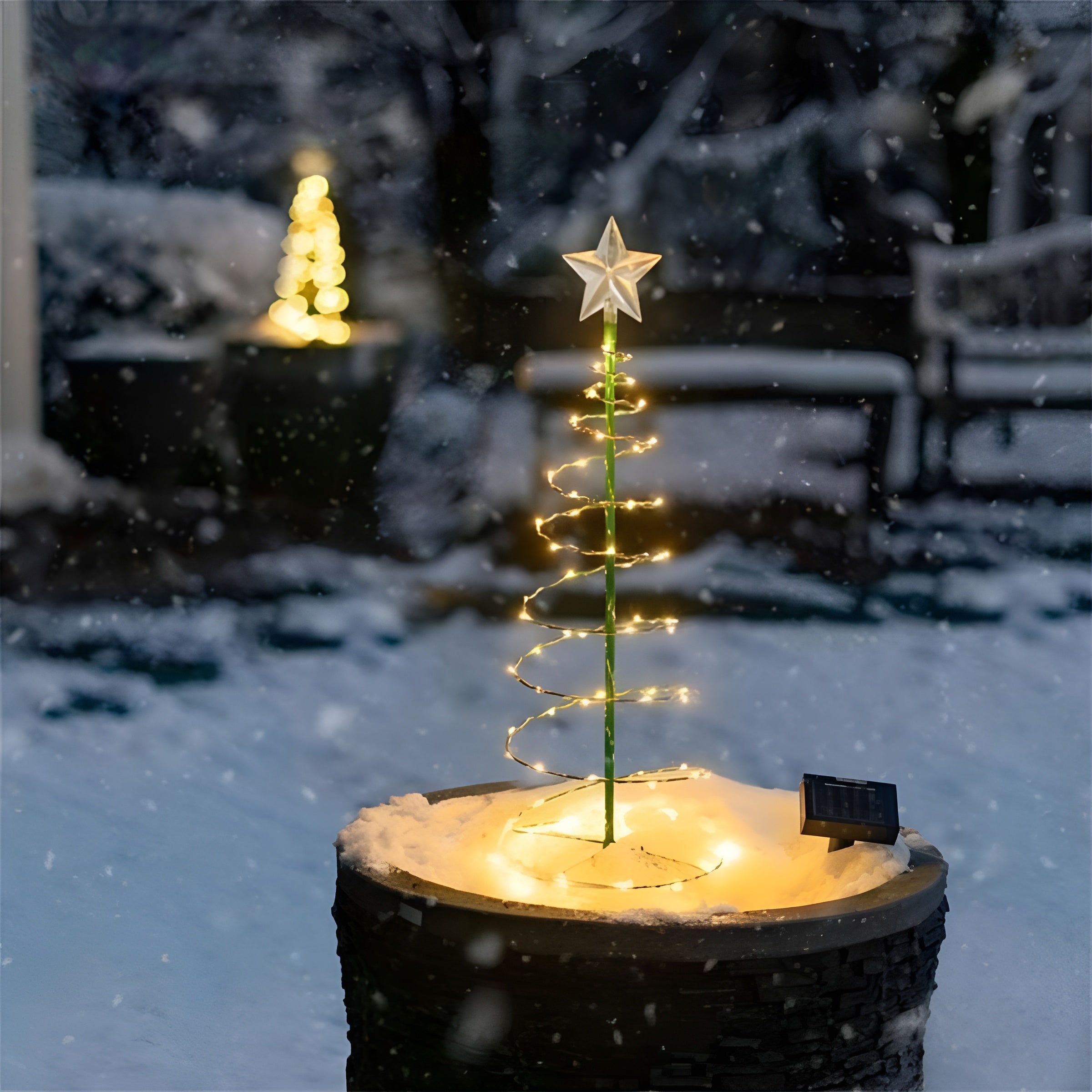 Solarpine – Wireless Solar Christmas Tree Outdoor LED Light