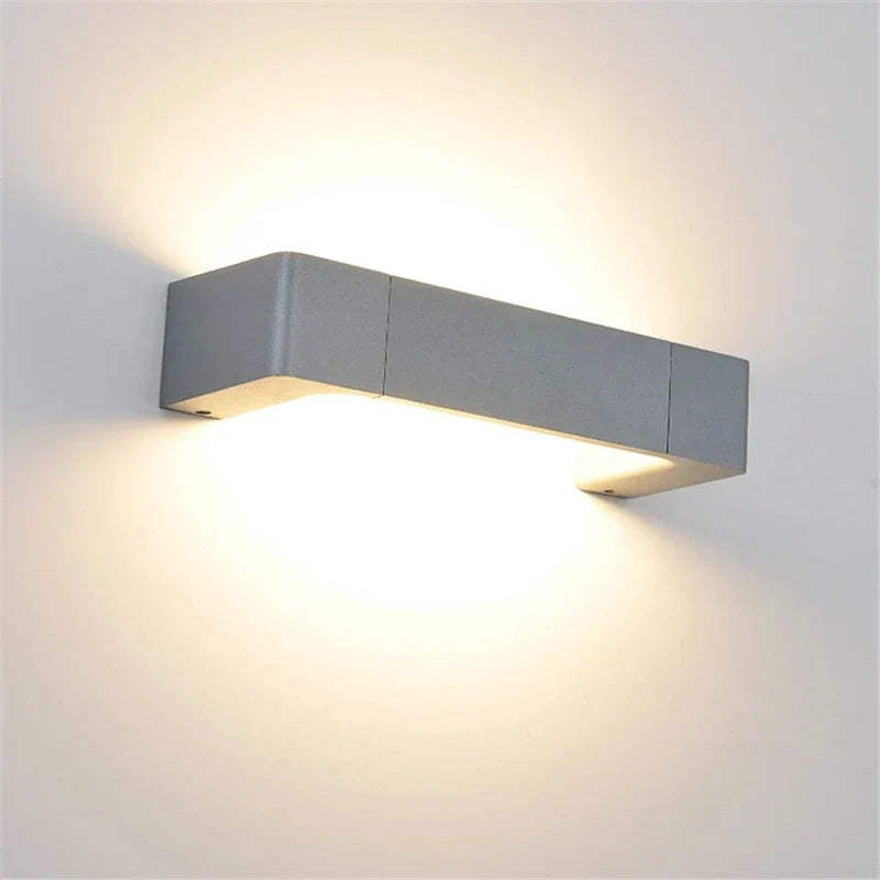 AstraLume – Weatherproof LED outdoor wall light with modern design