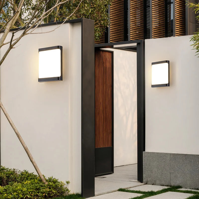 HydraLumen – Waterproof 8W LED outdoor wall lamp with warm light (IP65)