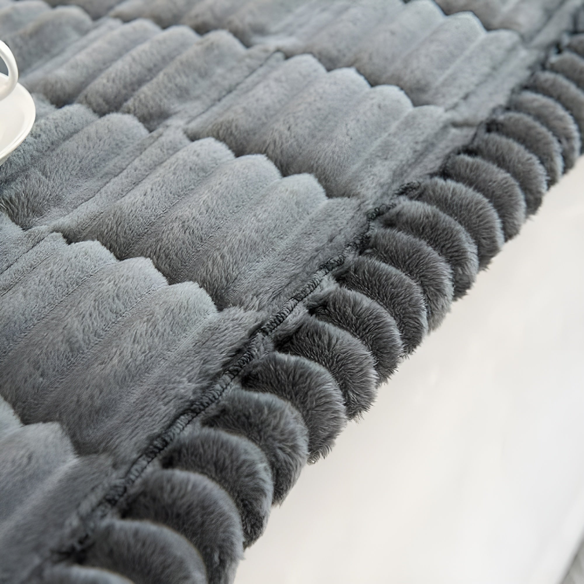 VeluLuxe - Plush Pleated Edges Flannel Sofa Cover