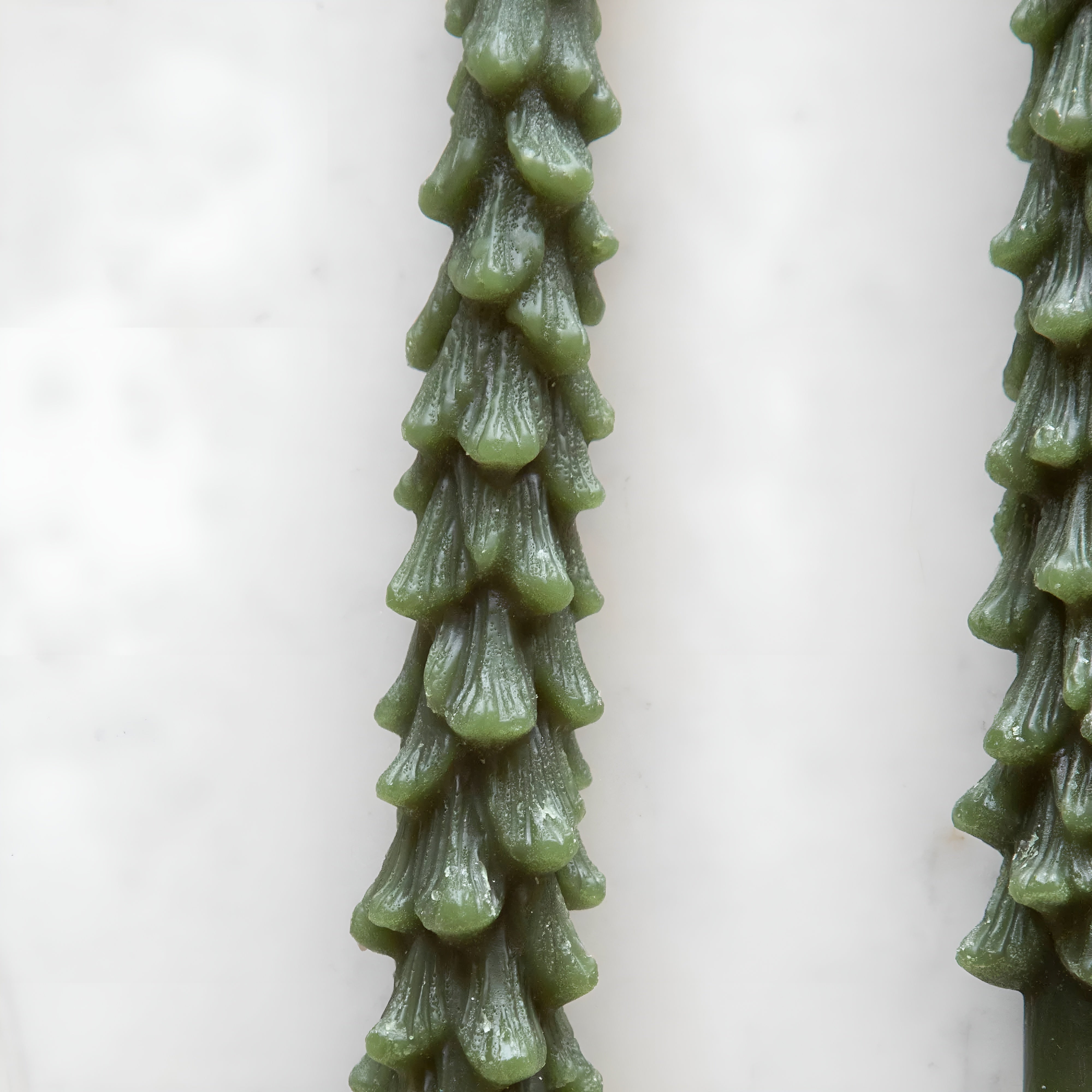 EverGlow – Green Christmas Tree Flameless LED Taper Candles for Holiday Home Decoration
