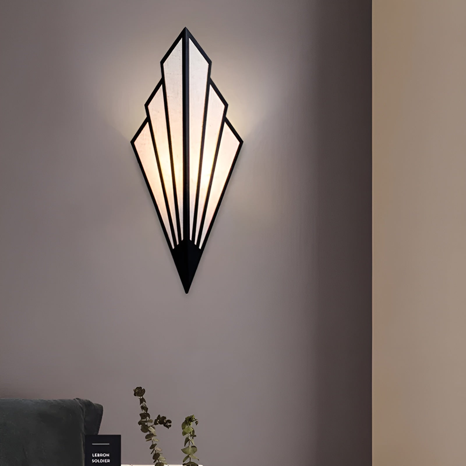 GlowArc – Sculptural led wall light for stylish interiors