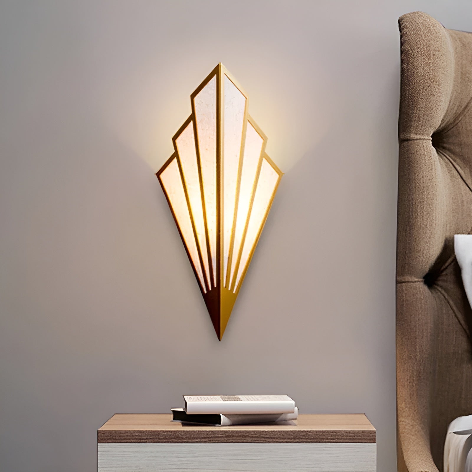 GlowArc – Sculptural led wall light for stylish interiors