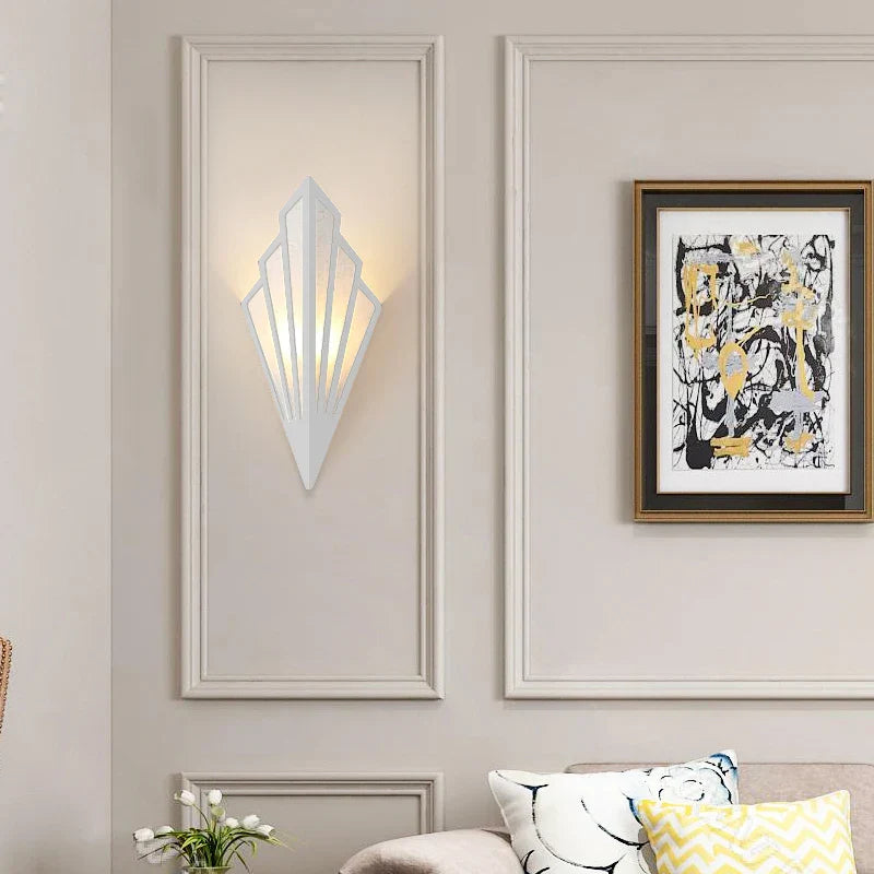 GlowArc – Sculptural led wall light for stylish interiors
