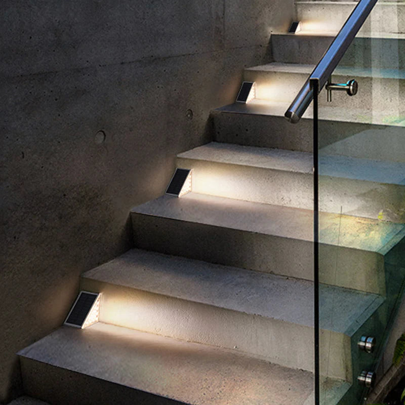 TriangleGlow – Solar lighting for effortless outdoor ambiance