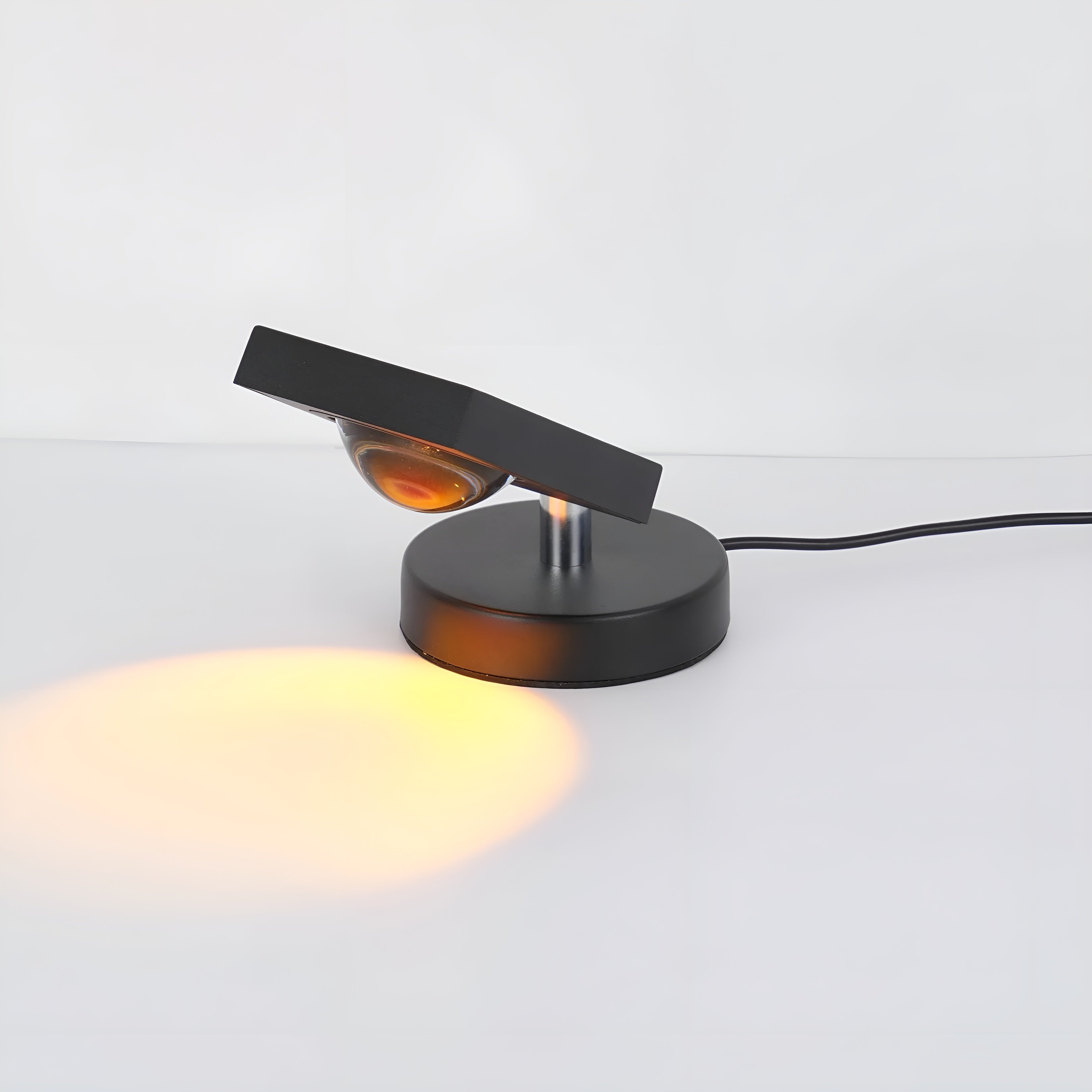 Glowvia – Luca Table Lamp Sunset Halo USB LED Mood Light