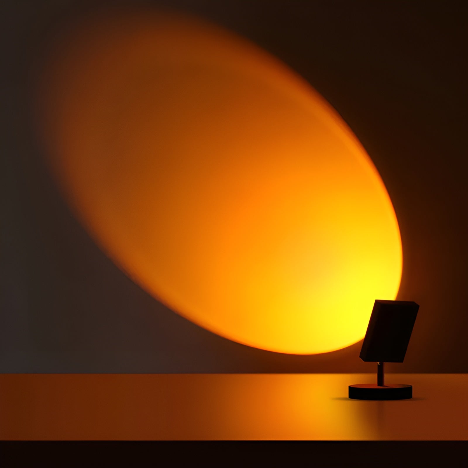 Glowvia – Luca Table Lamp Sunset Halo USB LED Mood Light