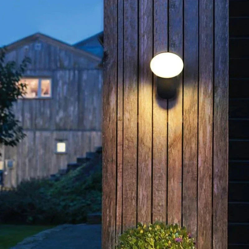 MotionGuard – LED outdoor wall lamp with PIR motion sensor (weatherproof)