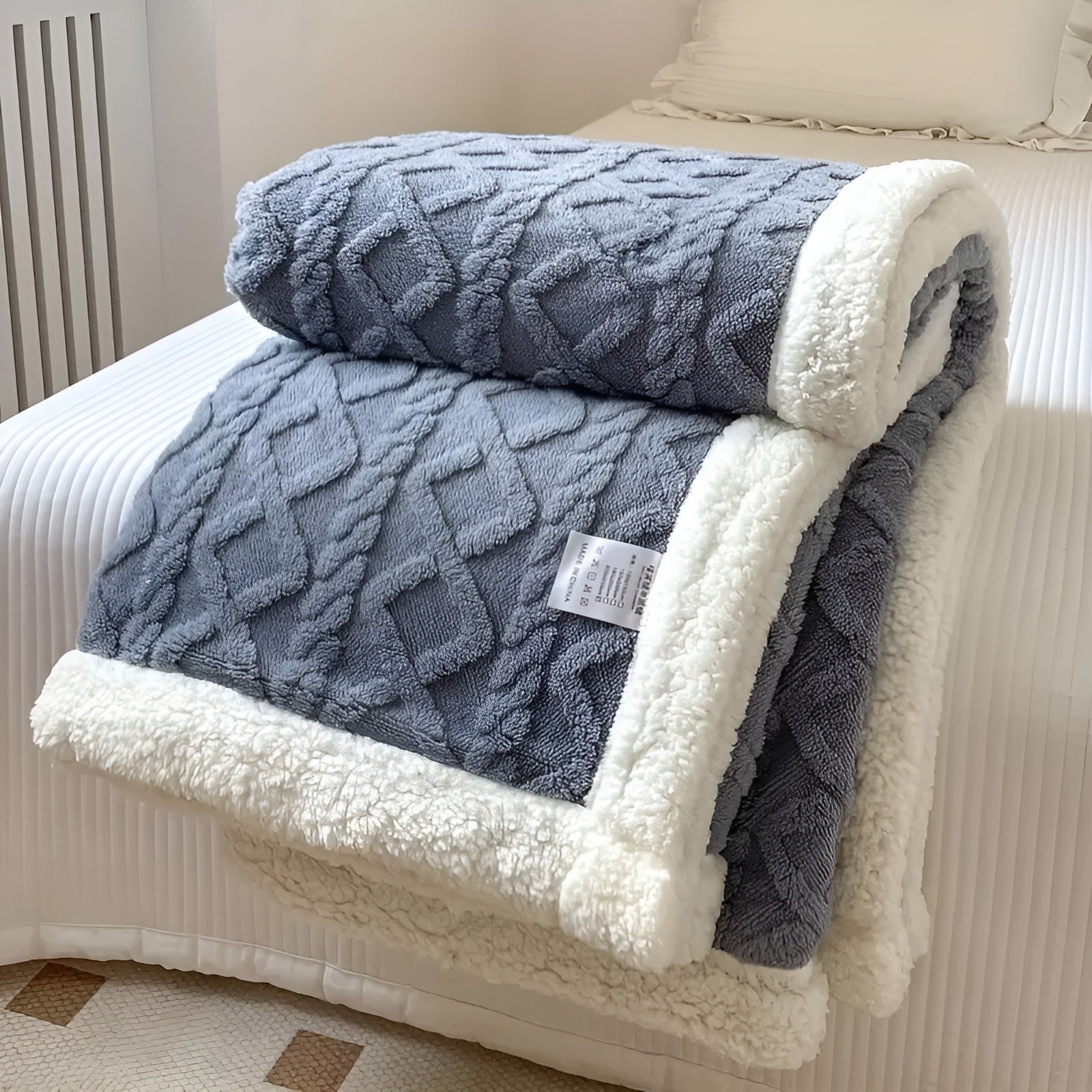 CozyHaven - Snuggle Sherpa Fleece Blanket for All Seasons