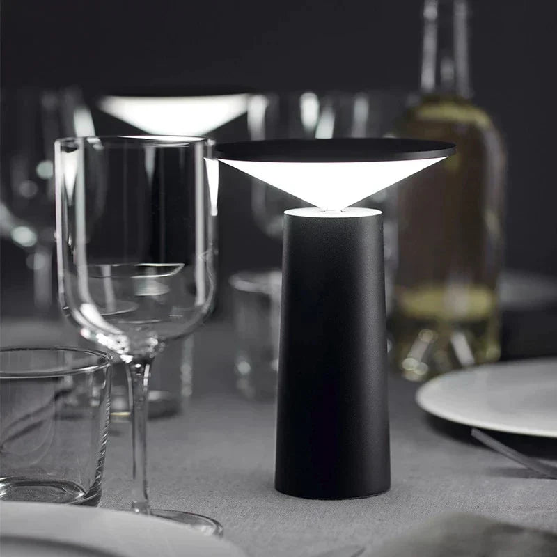 Arkaglow – Portable LED table lamp with dimmable glow