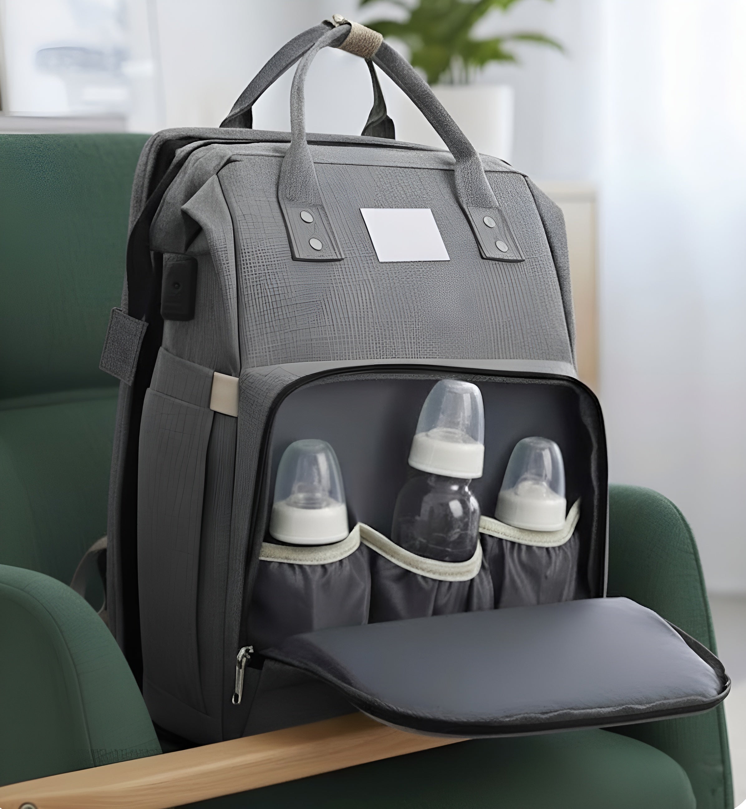 MamiNest – All-in-One Smart Mama Changing Bag