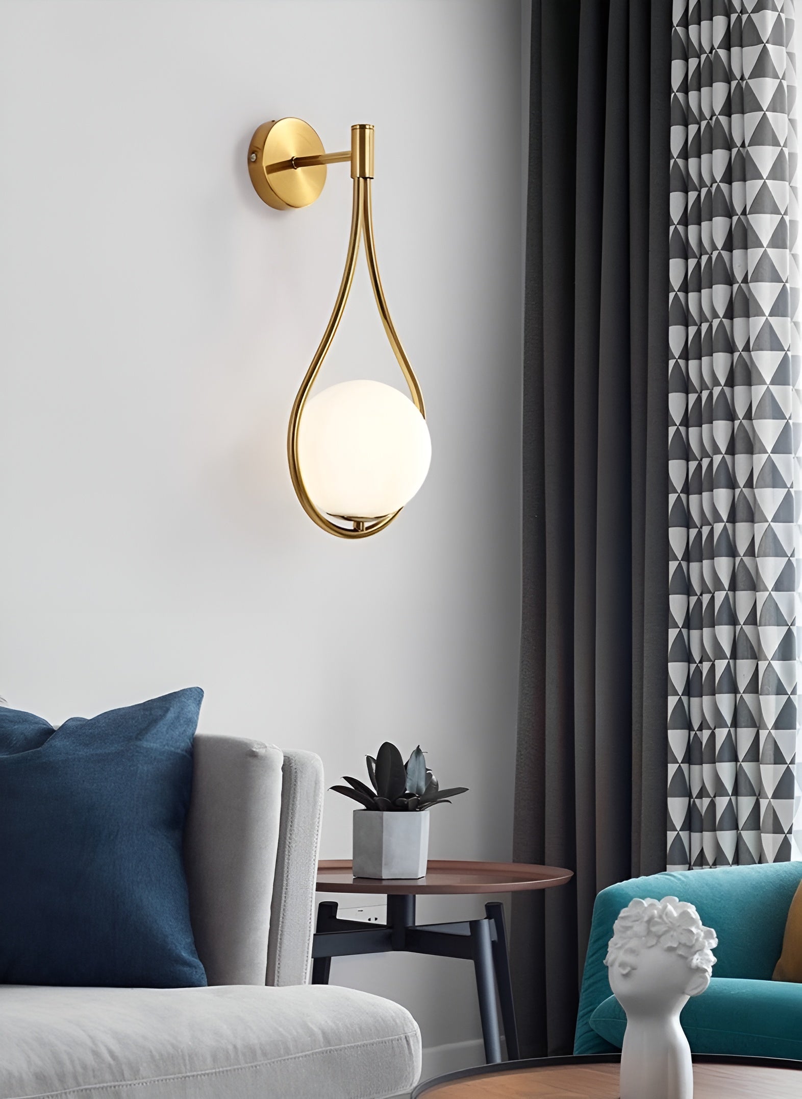 Glasoria – Nordic Glass Globe Wall Light with Elegant Scandinavian Sconce