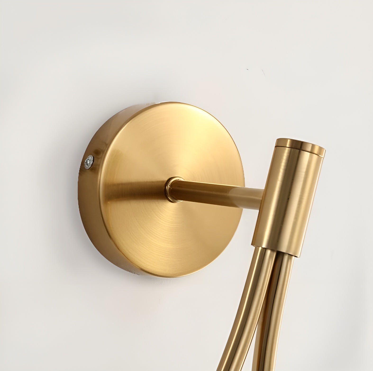 Glasoria – Nordic Glass Globe Wall Light with Elegant Scandinavian Sconce