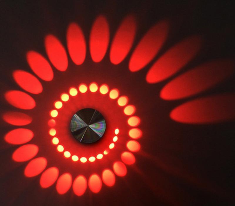 LumiSwirl – Sculptural LED Ceiling Light for a Modern Glow