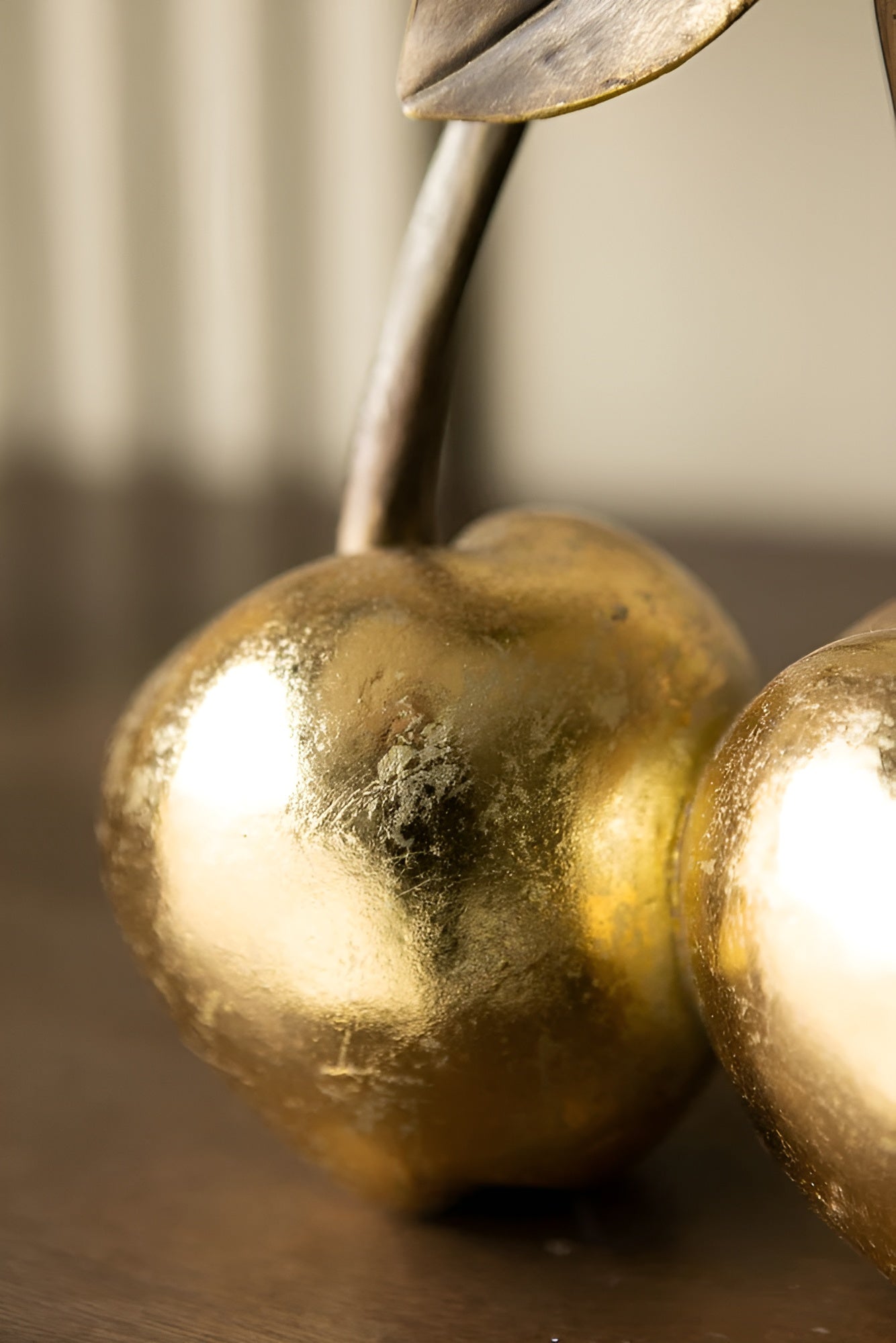 Gildelle – Golden Cherries Ornament Decorative Home Sculpture