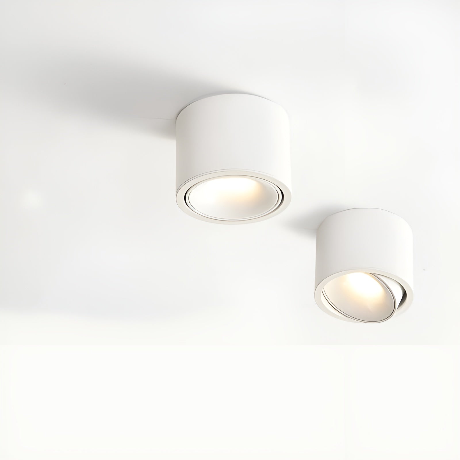 LumoCircle – Modern Minimalist Adjustable LED Round Spotlight