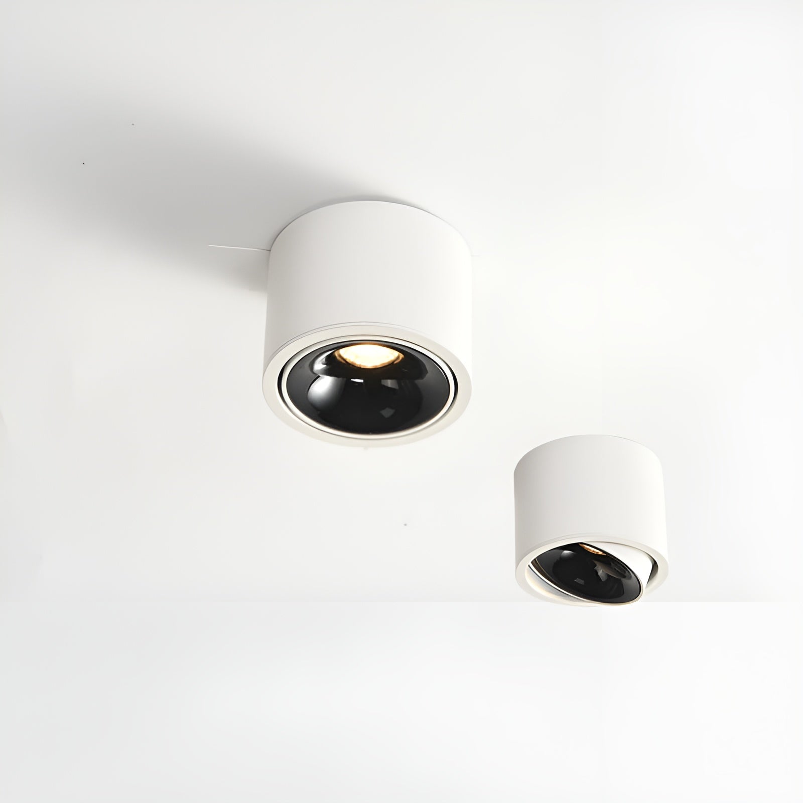 LumoCircle – Modern Minimalist Adjustable LED Round Spotlight