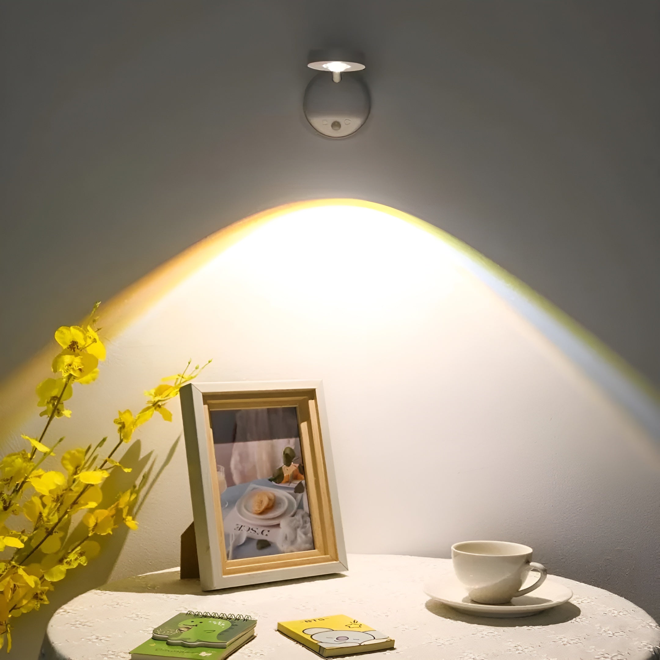 GlowFlex – Wireless Motion Sensor Spotlight Rechargeable LED Light