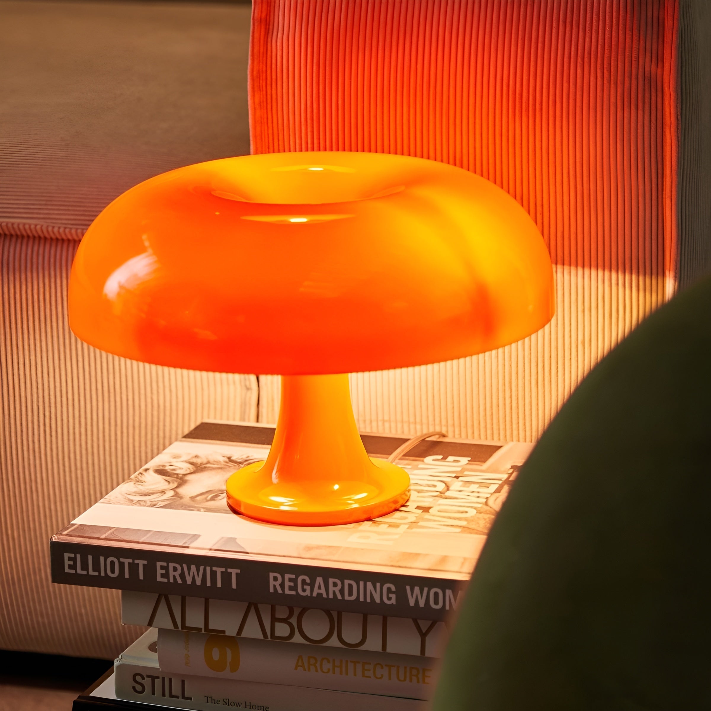MushroomGlow – Retro Italian Table Lamp with Warm LED Light for Cozy Spaces