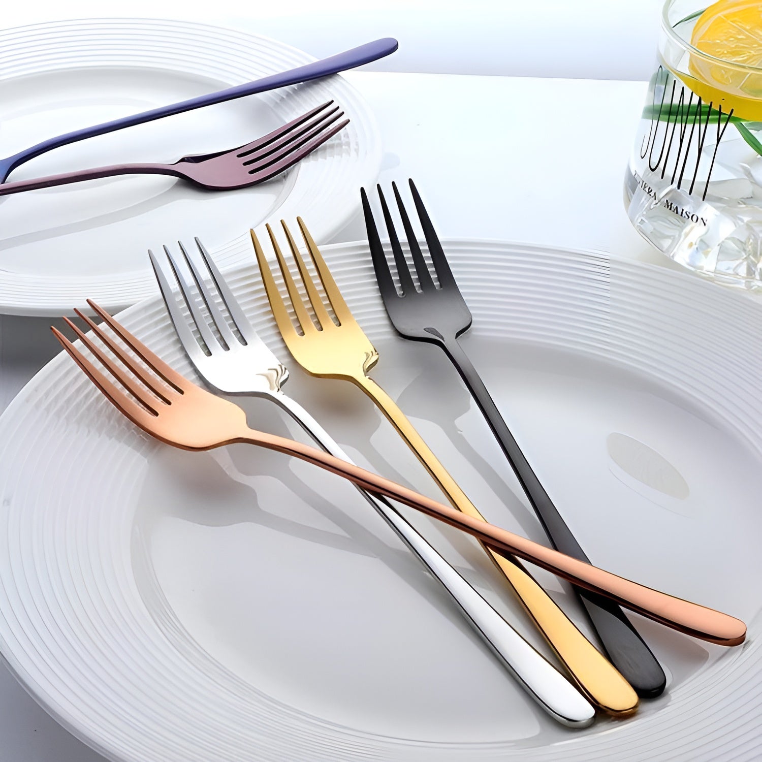 Valenne – Modern Stainless Steel Dining Fork for Elegant Table Settings