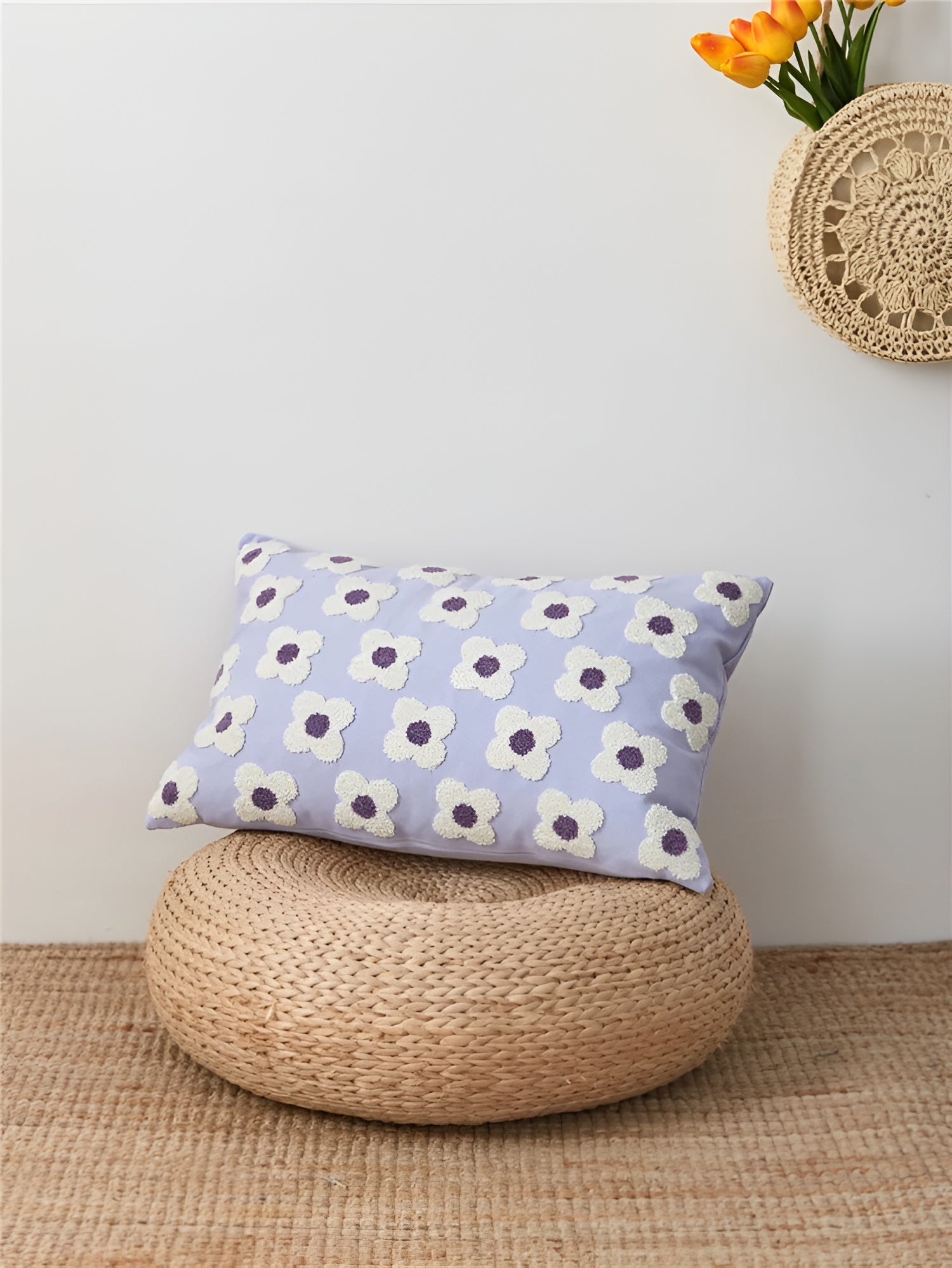 Blossiva – Daisy Embroidered Pillow Cover in Cotton for Cozy Home Styling
