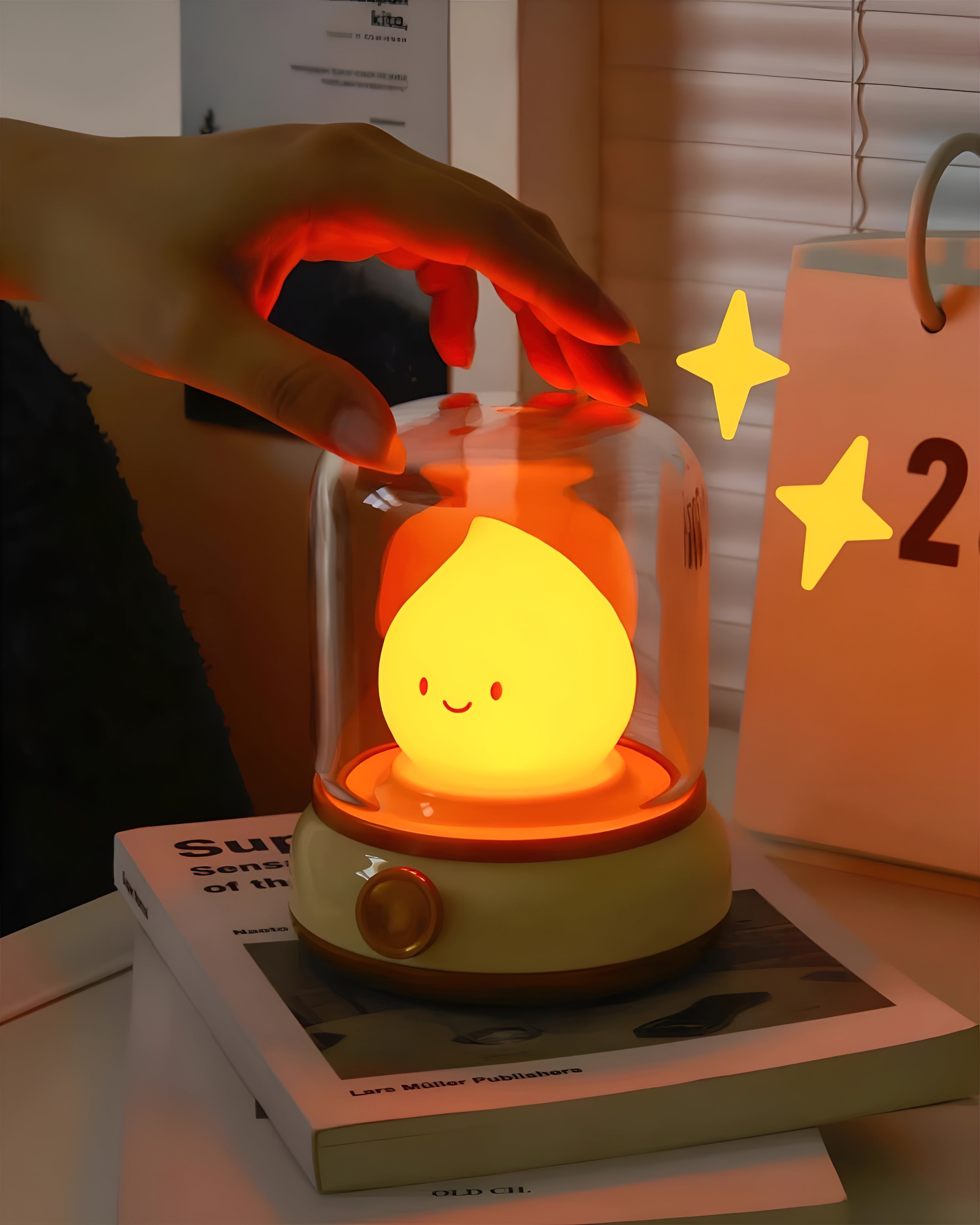 GlowMiri – Flame LED Small Night Light Warm Portable Ambient Lamp