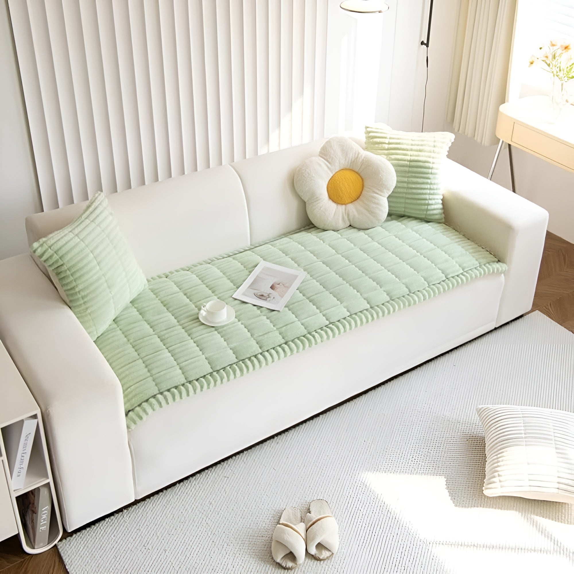 VeluLuxe - Plush Pleated Edges Flannel Sofa Cover