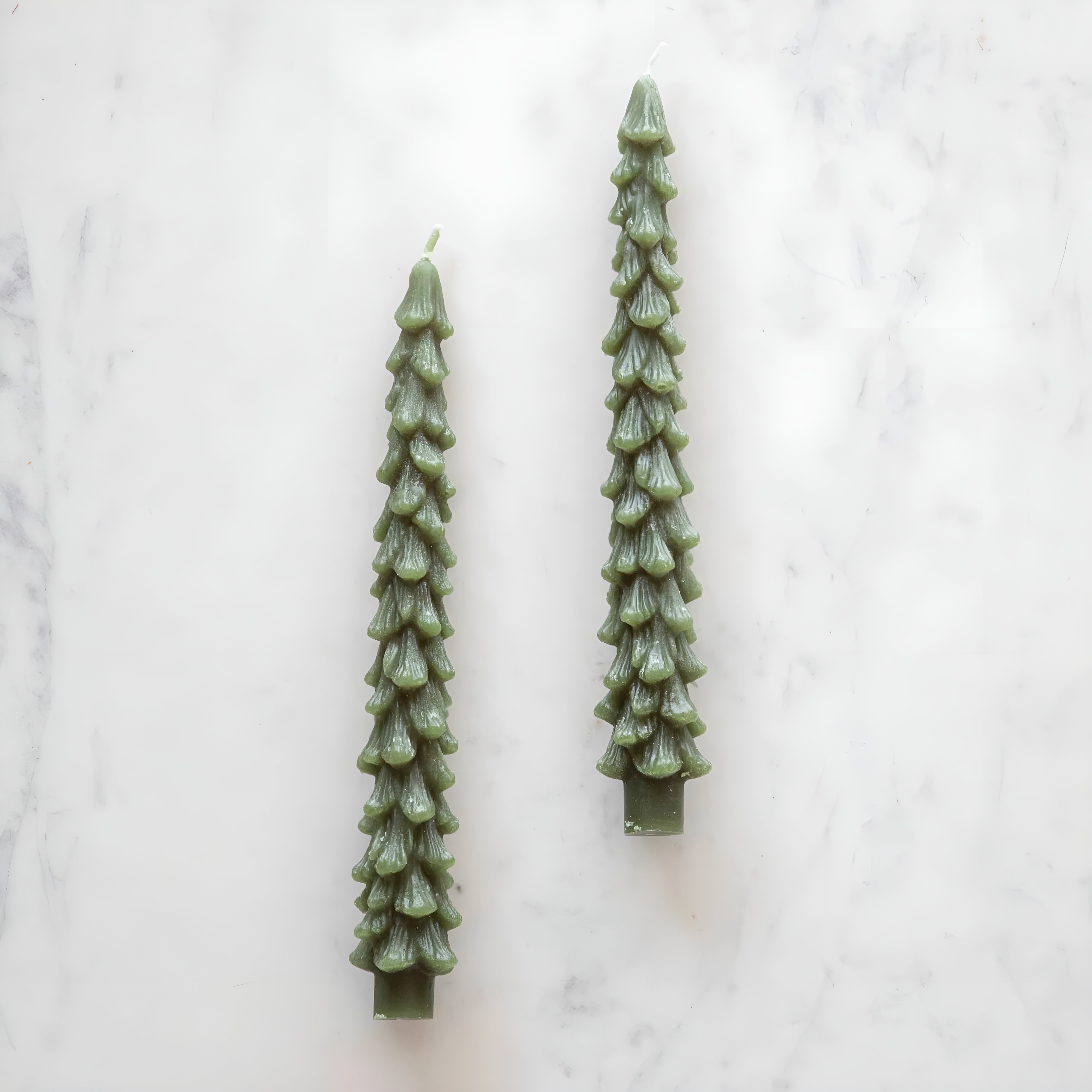 EverGlow – Green Christmas Tree Flameless LED Taper Candles for Holiday Home Decoration