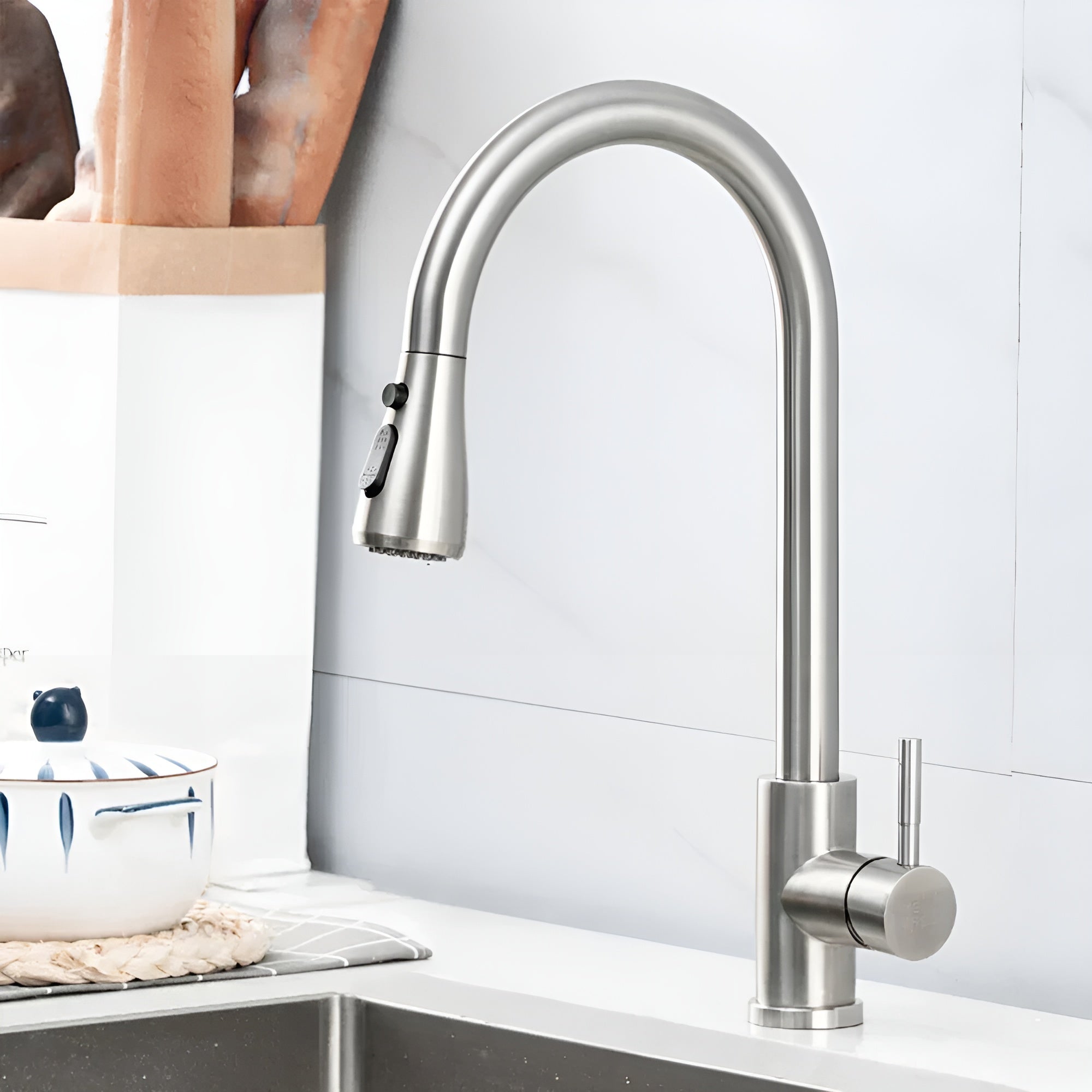 NorvionStream – Extendable Kitchen Faucet with Pull-Out Spray and Single Lever