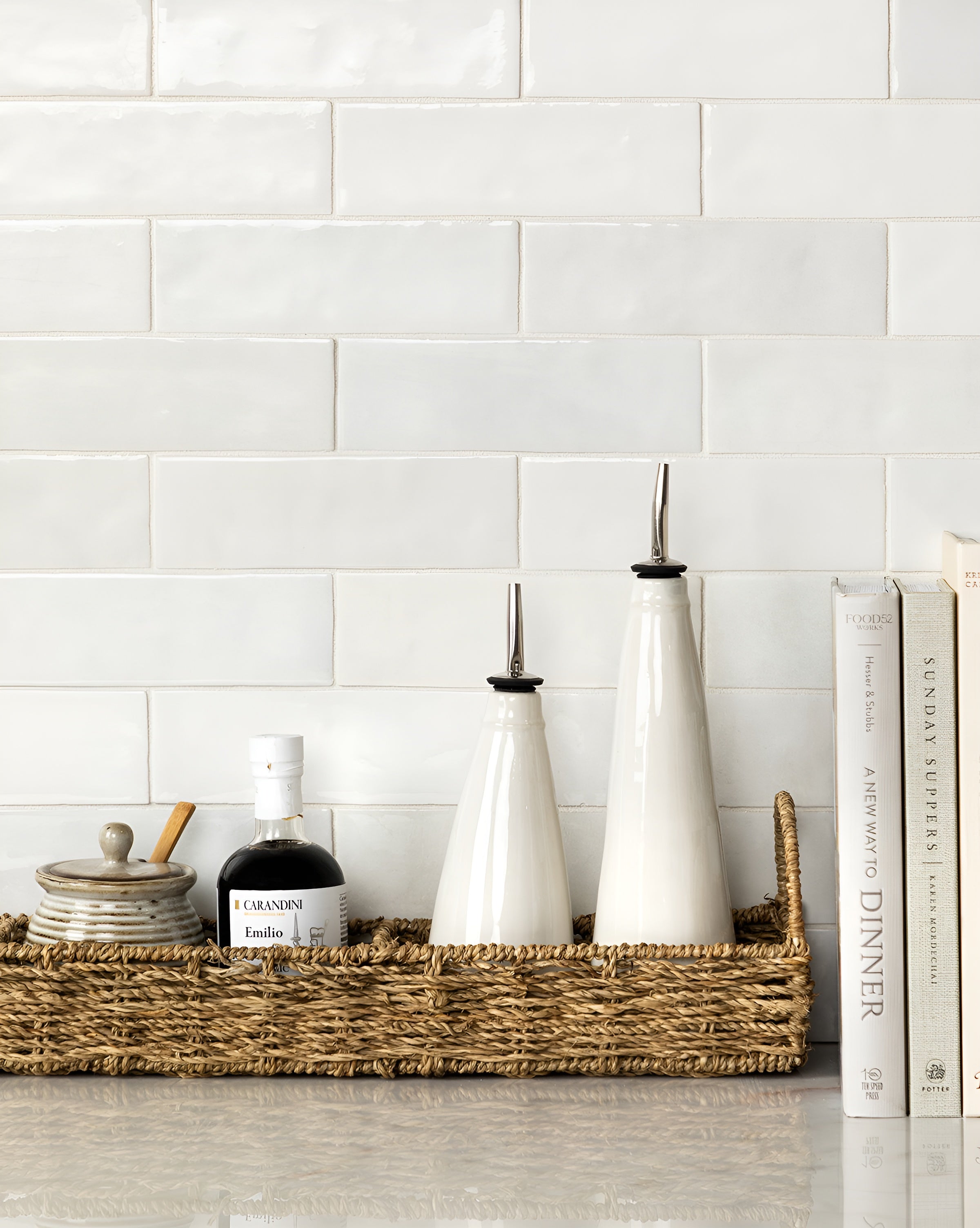 OleaCeram – Elegant Ceramic Oil Bottle for Kitchen Countertop Storage