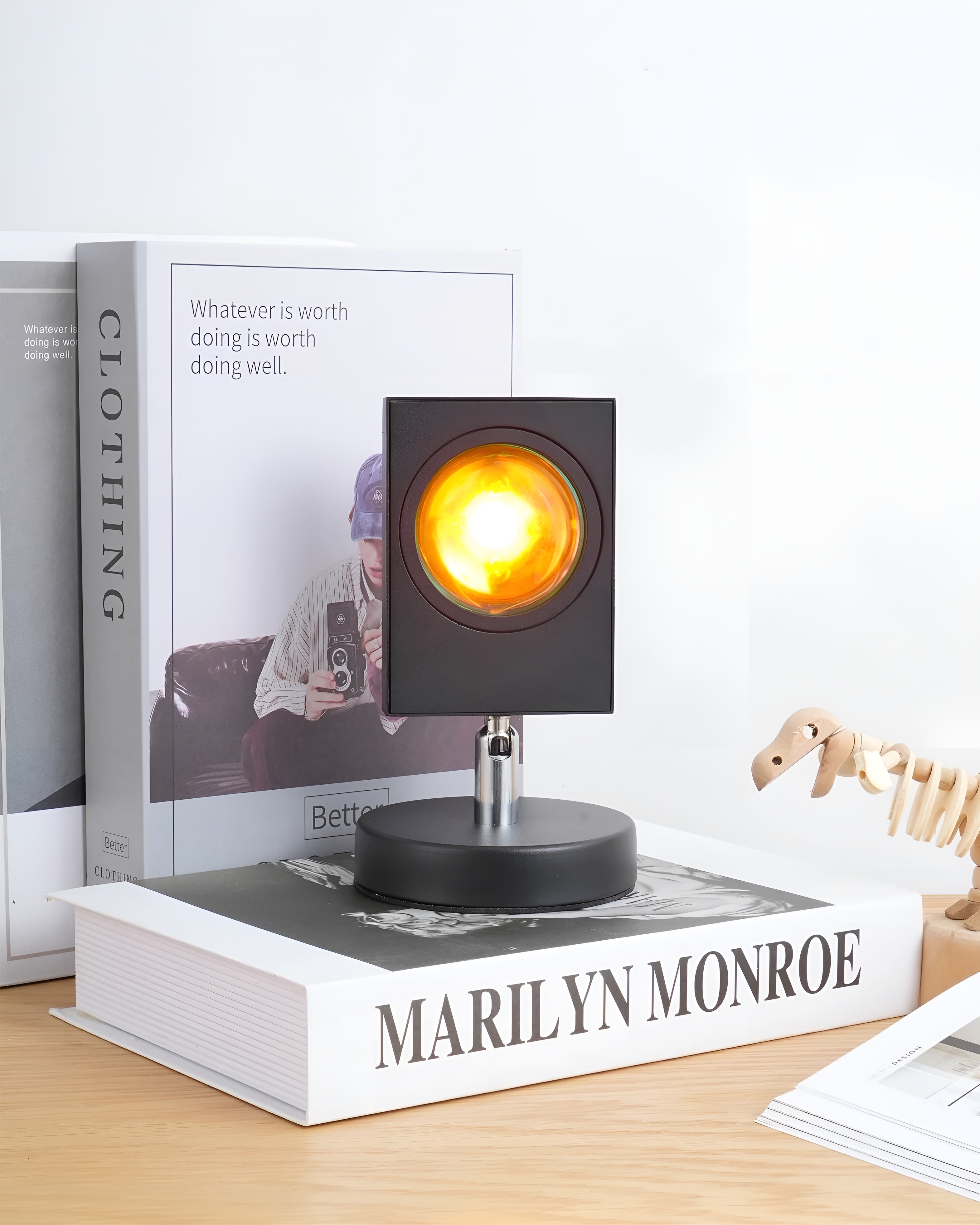 Glowvia – Luca Table Lamp Sunset Halo USB LED Mood Light