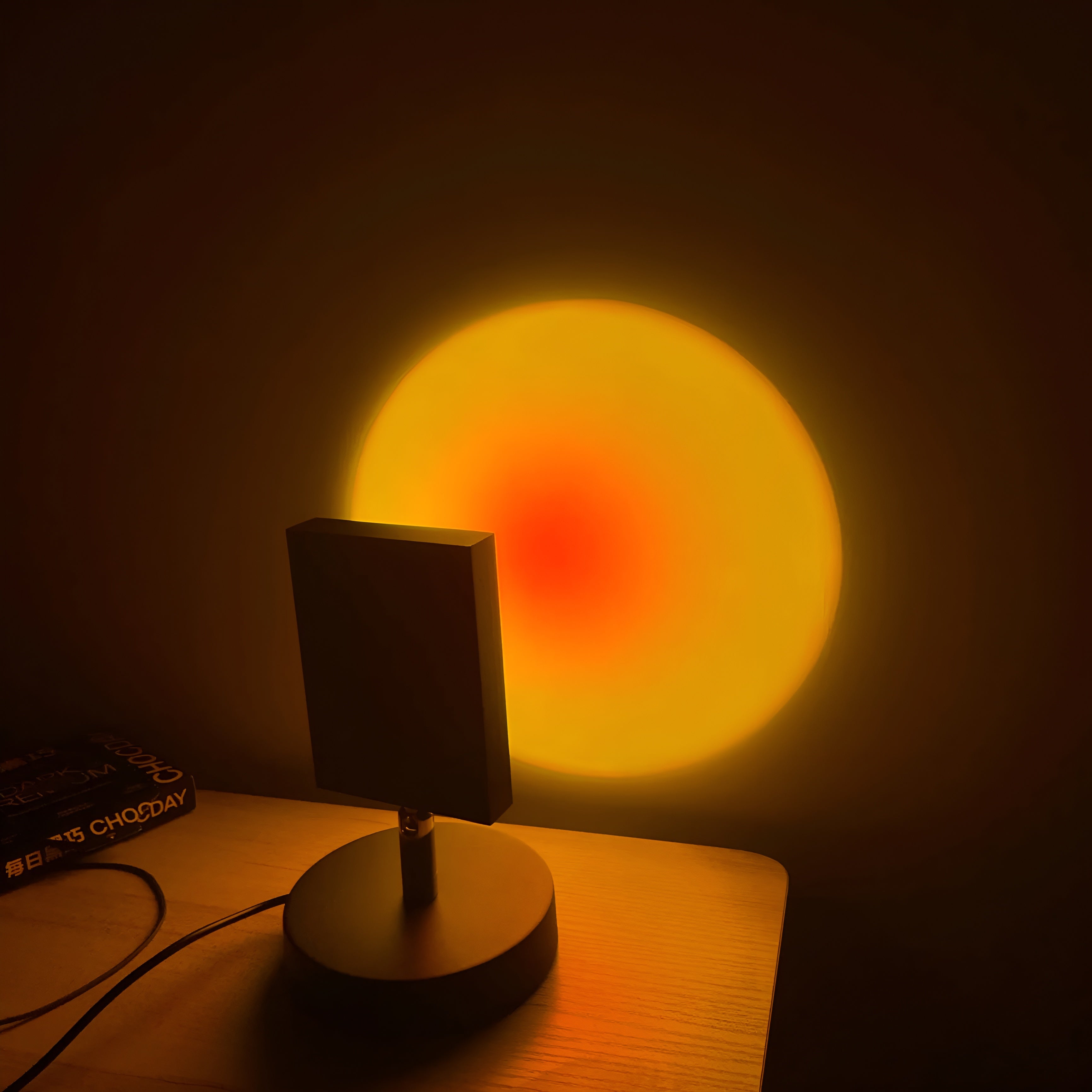 Glowvia – Luca Table Lamp Sunset Halo USB LED Mood Light