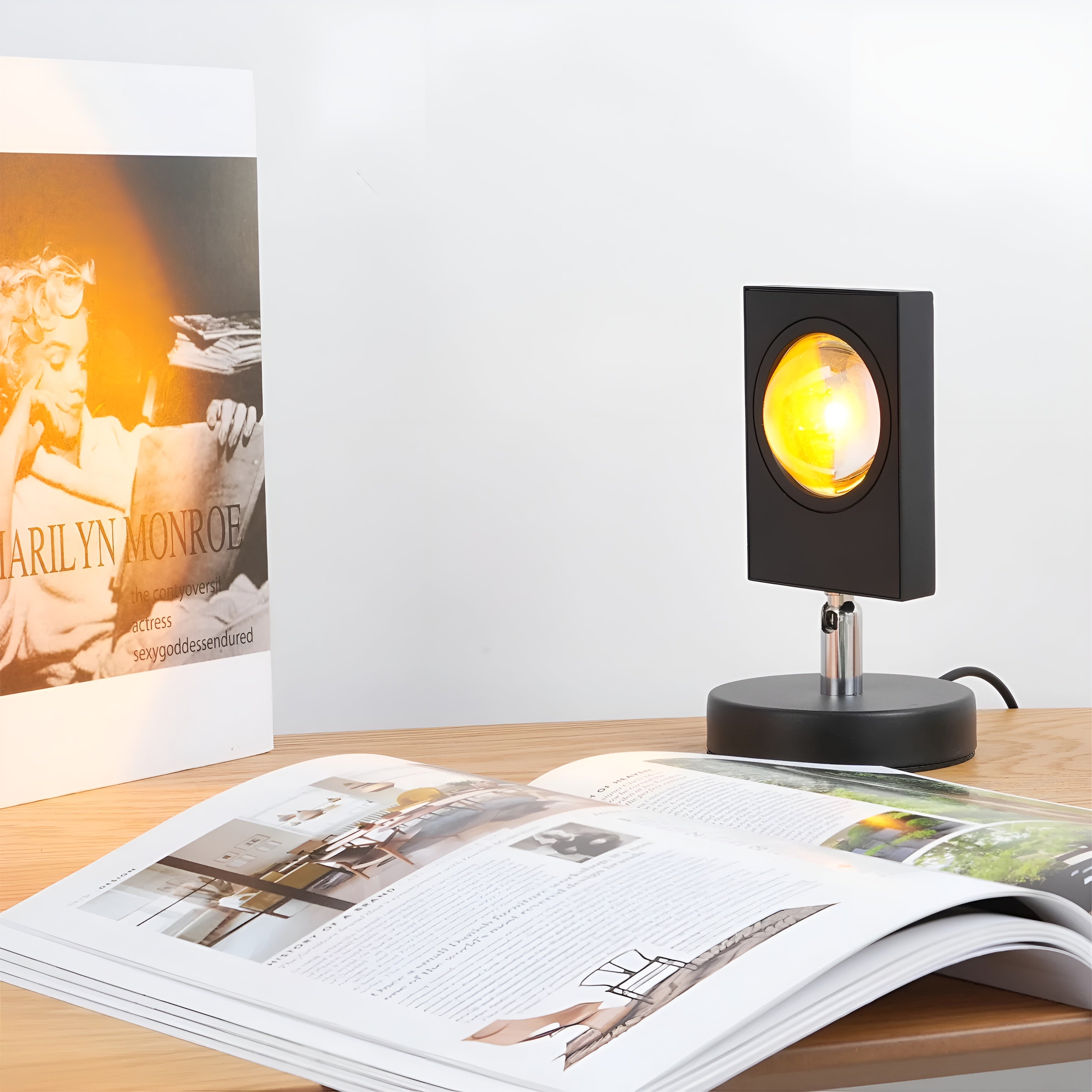 Glowvia – Luca Table Lamp Sunset Halo USB LED Mood Light