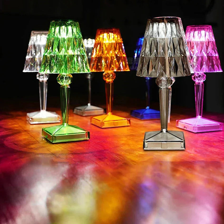 LumiCrystal – Wireless dimmable LED crystal table lamp for indoor ambience